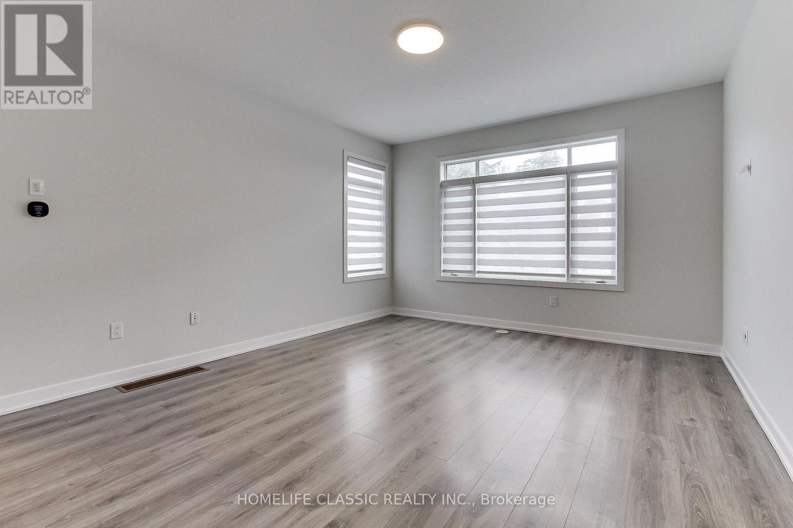 #1 - 590 North Service Road, Hamilton, ON - Indoor Photo Showing Other Room