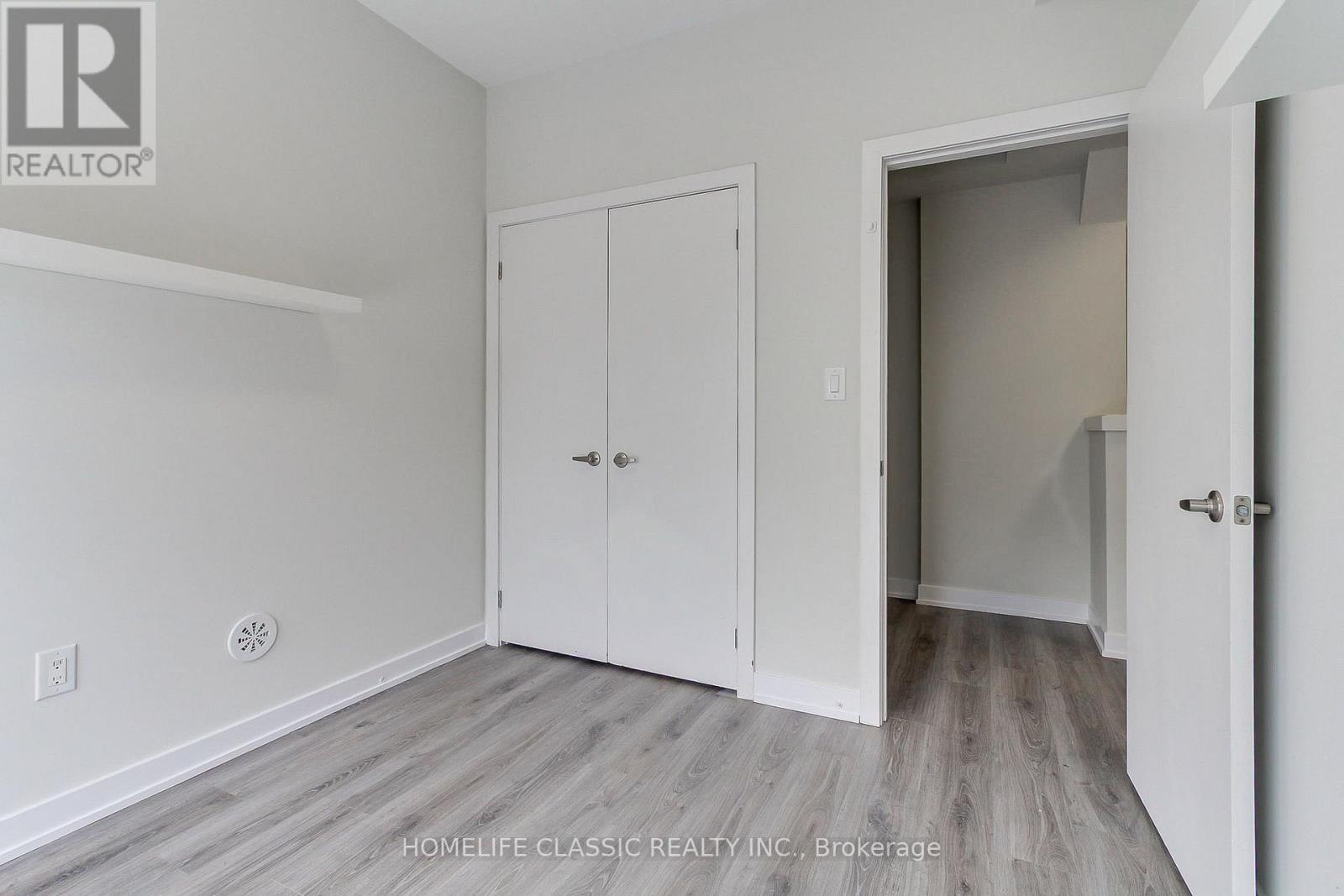 #1 - 590 North Service Road, Hamilton, ON - Indoor Photo Showing Other Room