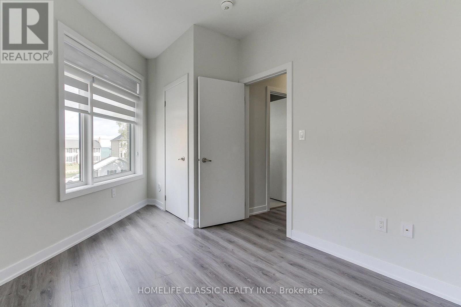 #1 - 590 North Service Road, Hamilton, ON - Indoor Photo Showing Other Room