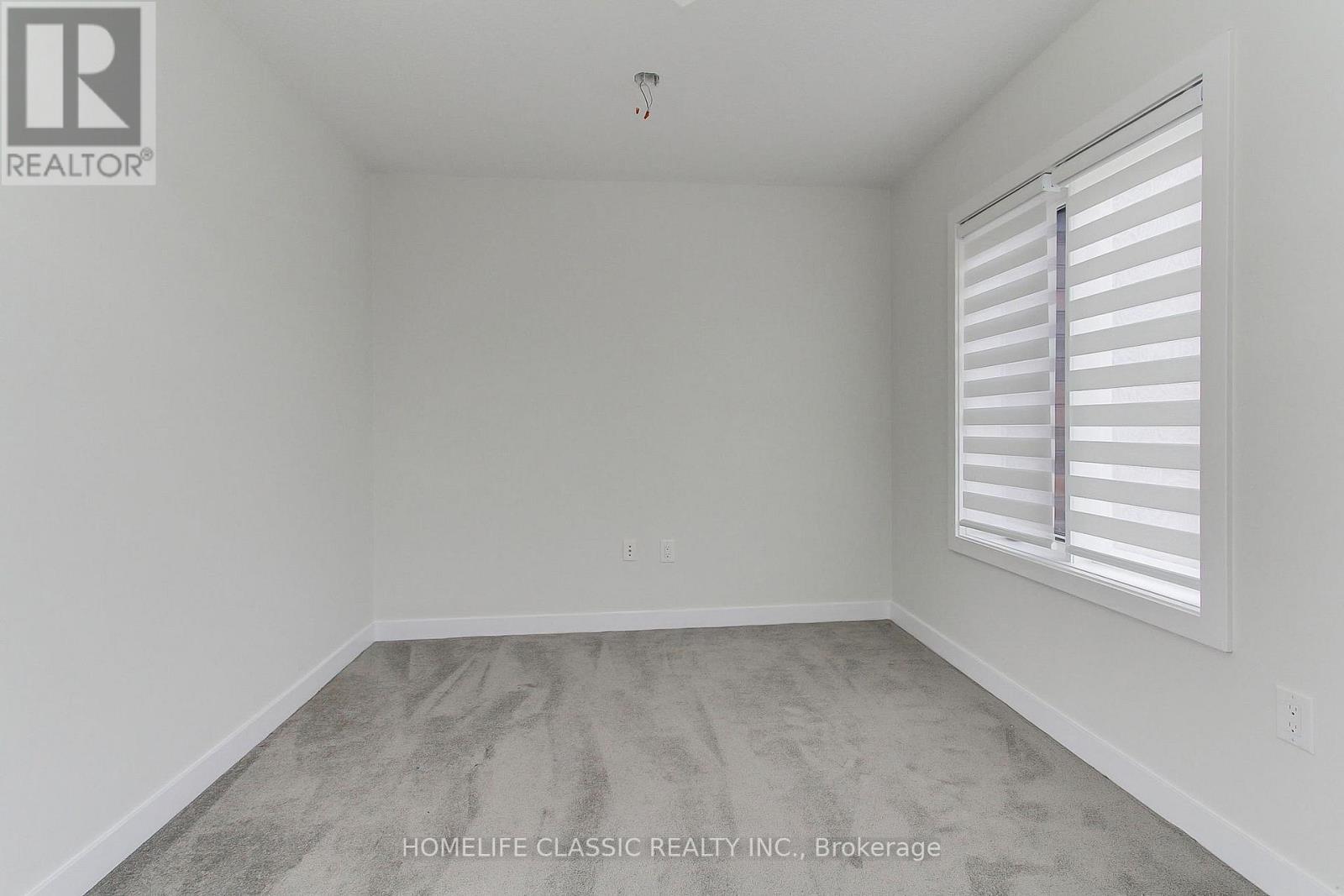 #1 - 590 North Service Road, Hamilton, ON - Indoor Photo Showing Other Room