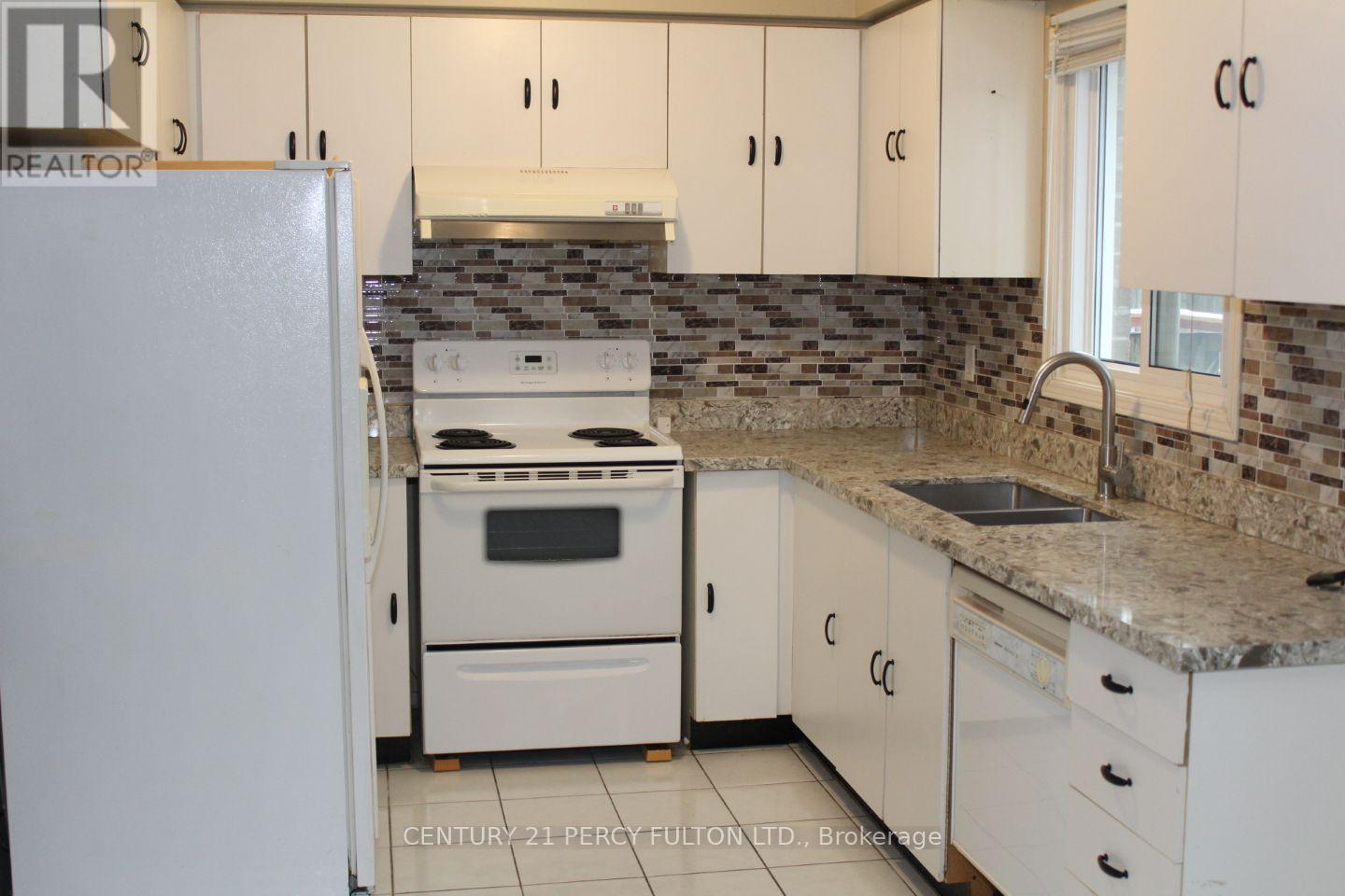 83 Barnes Drive, Ajax, ON - Indoor Photo Showing Kitchen With Double Sink