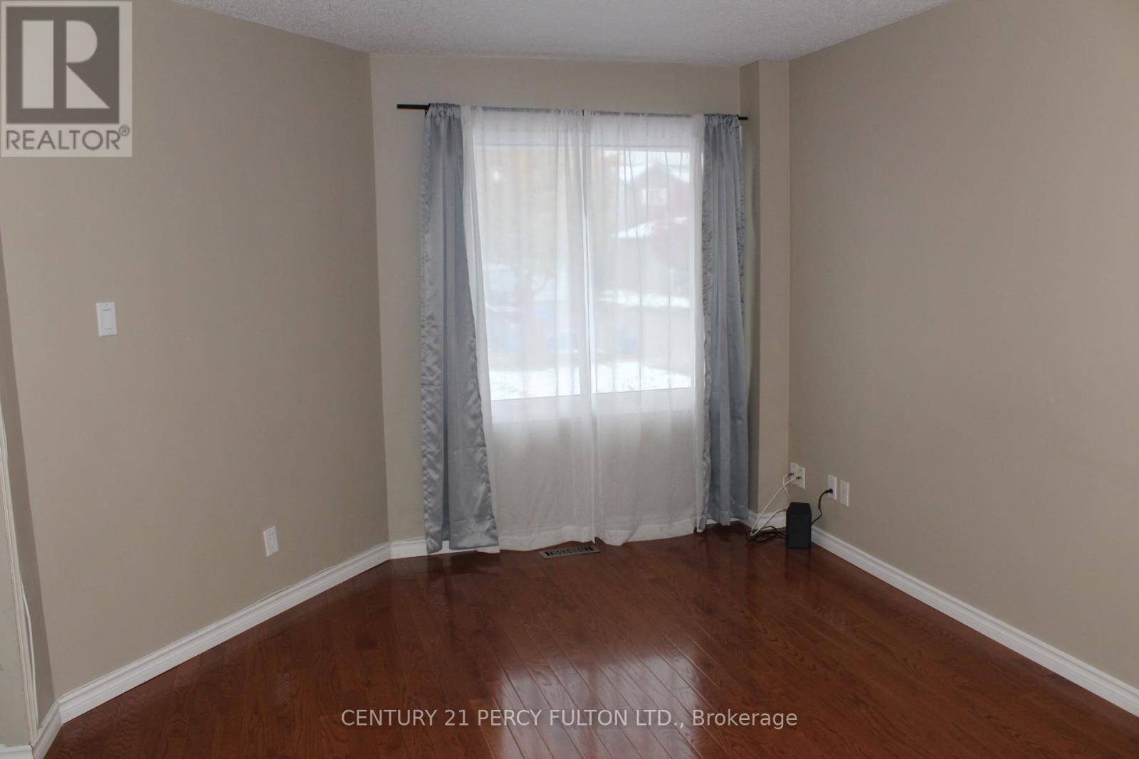 83 Barnes Drive, Ajax, ON - Indoor Photo Showing Other Room