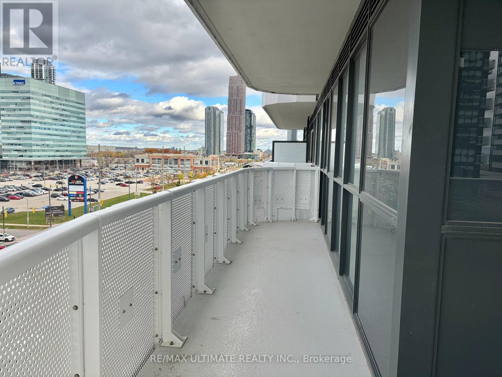 702 - 8 Interchange Way, Vaughan, ON - Outdoor With Balcony With Exterior