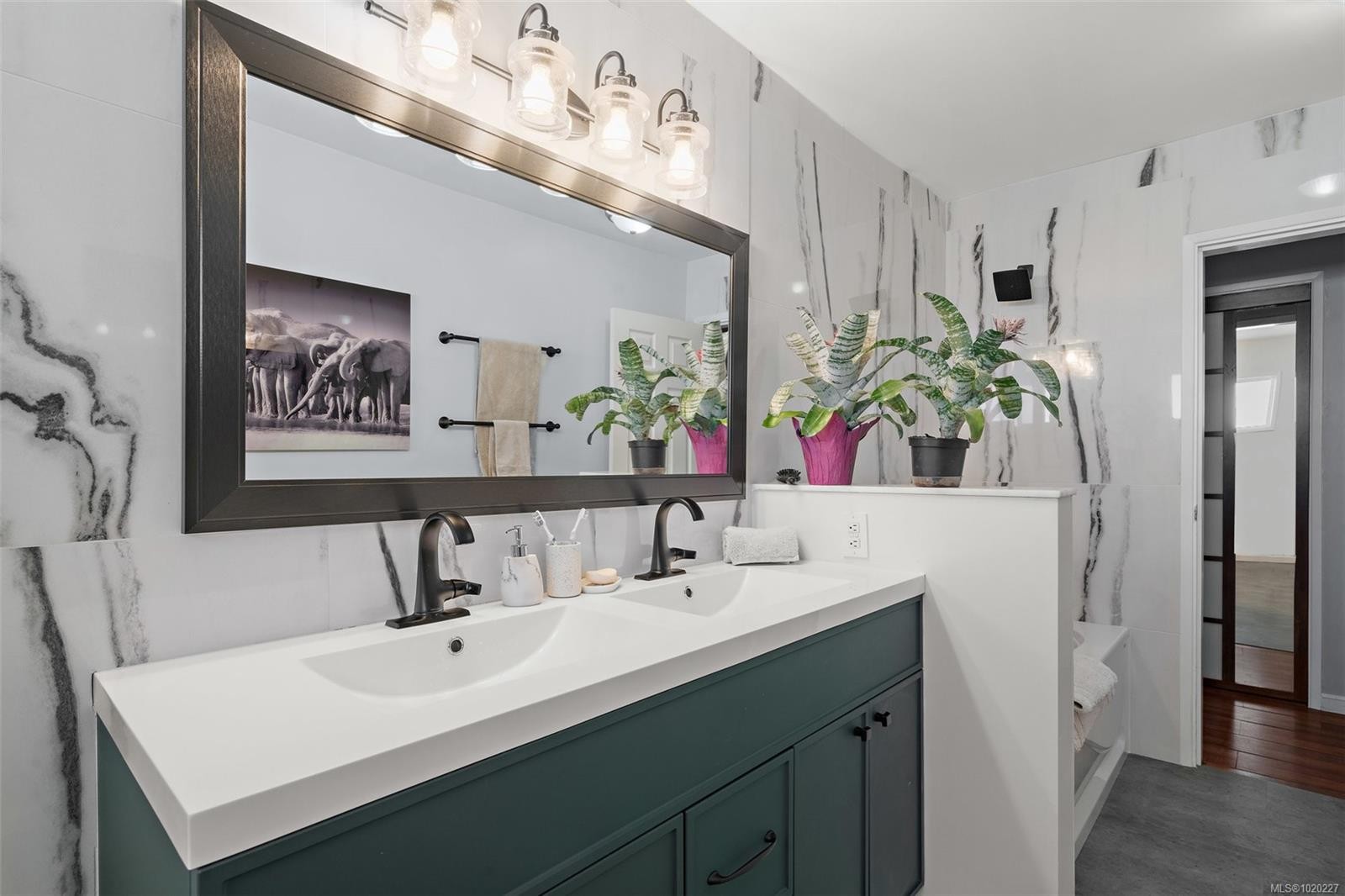 3915 Gilbert Dr, Metchosin, BC