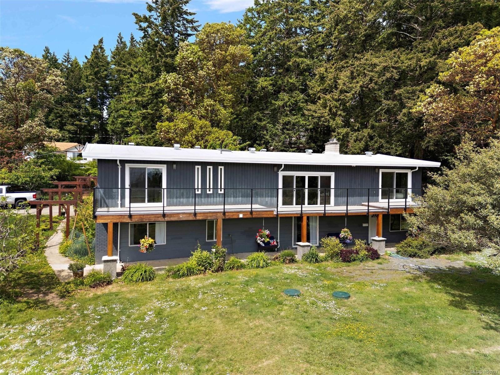 3915 Gilbert Dr, Metchosin, BC