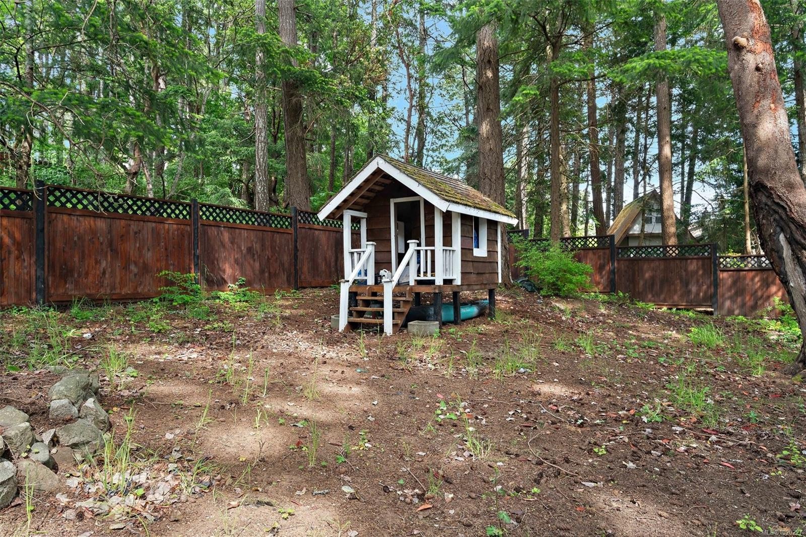 3915 Gilbert Dr, Metchosin, BC