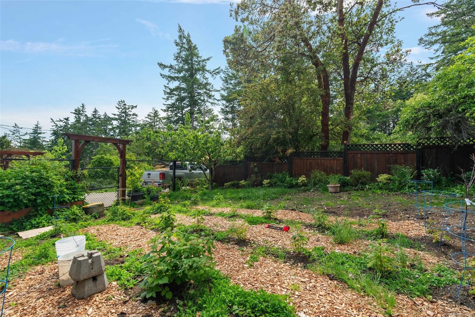 3915 Gilbert Dr, Metchosin, BC