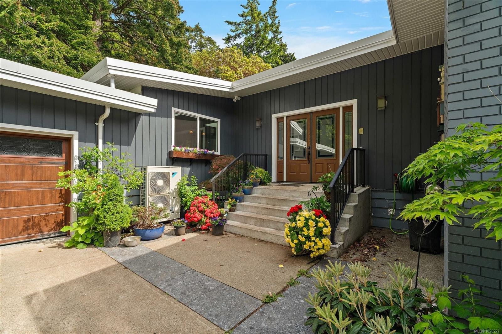 3915 Gilbert Dr, Metchosin, BC