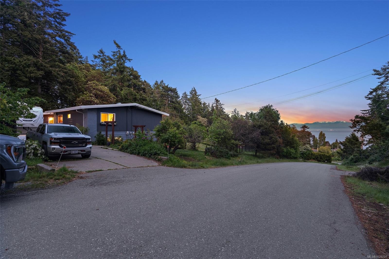 3915 Gilbert Dr, Metchosin, BC