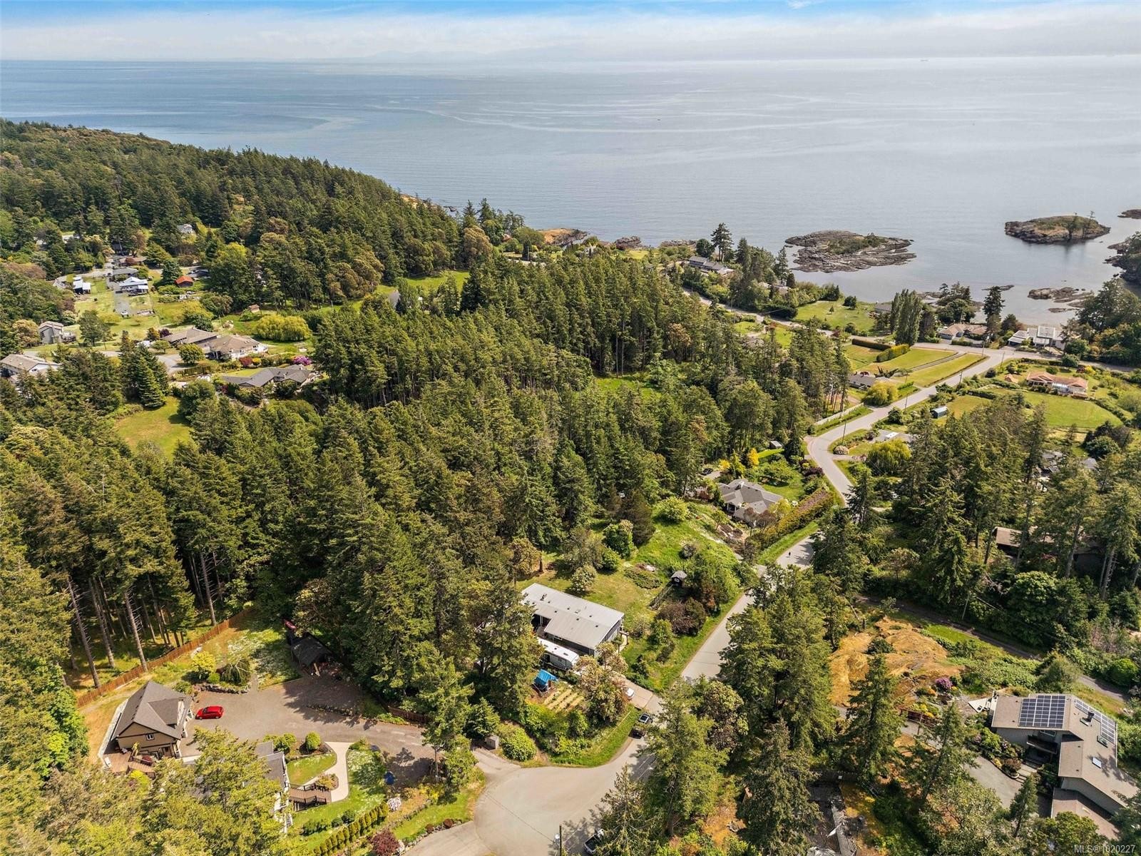 3915 Gilbert Dr, Metchosin, BC