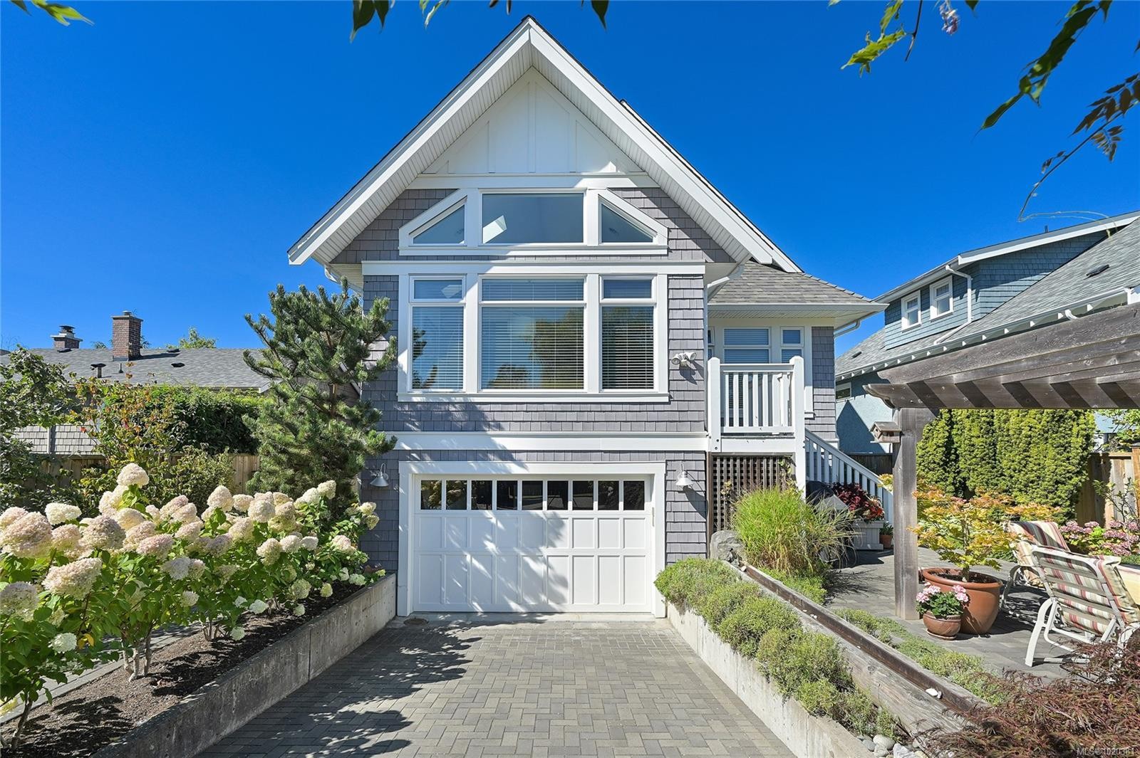 2443 Florence St, Oak Bay, BC