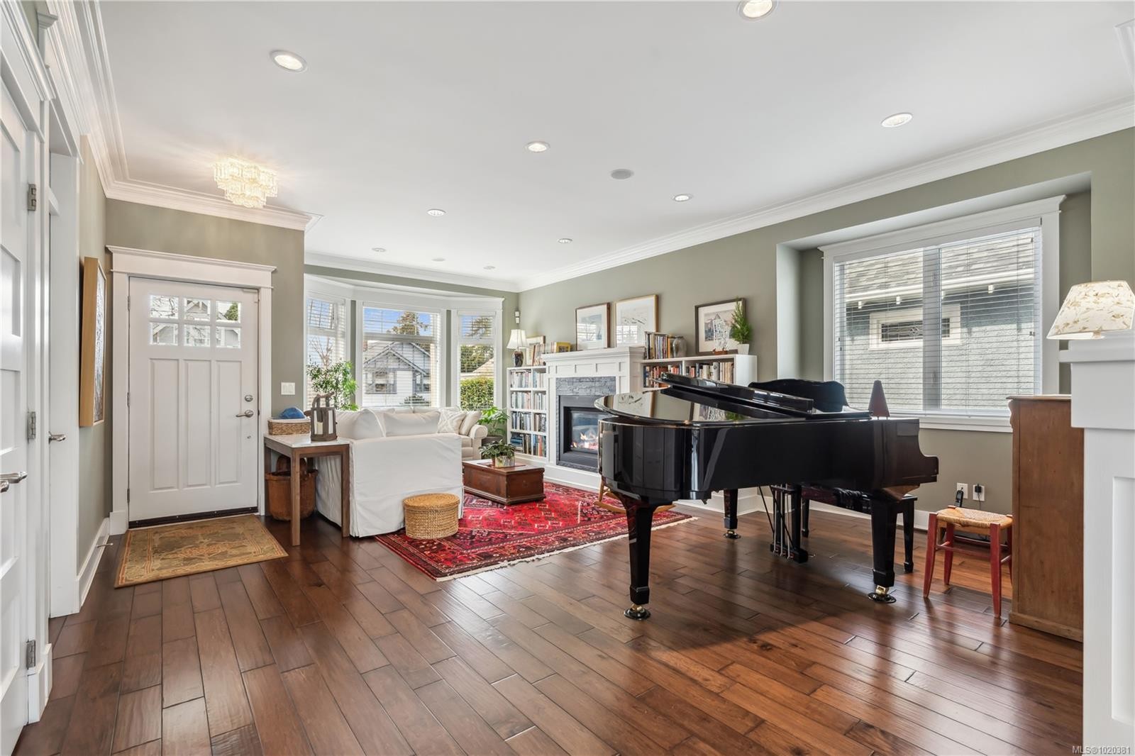 2443 Florence St, Oak Bay, BC