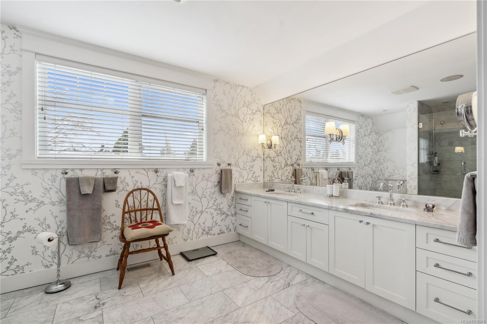 2443 Florence St, Oak Bay, BC