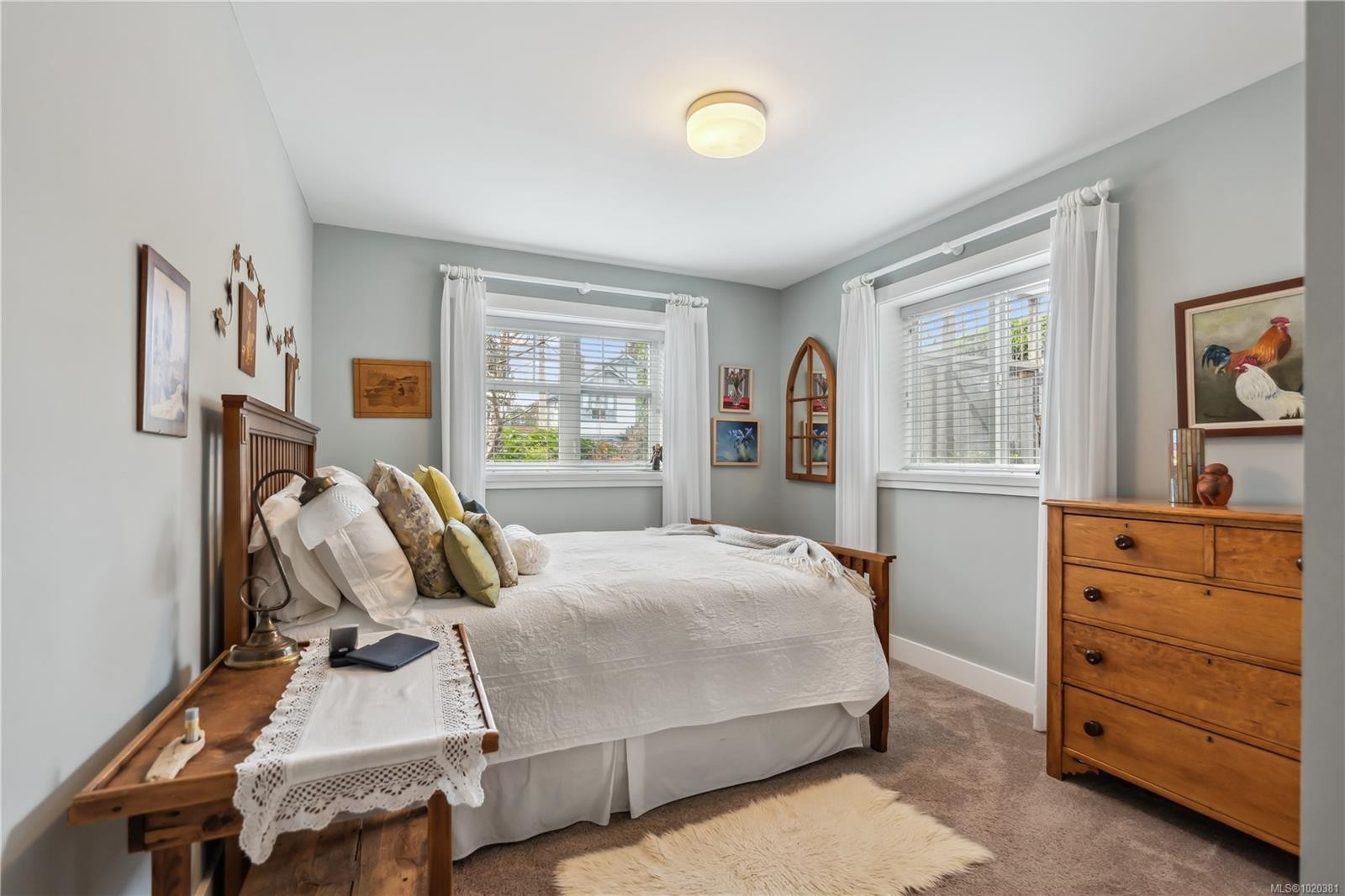 2443 Florence St, Oak Bay, BC