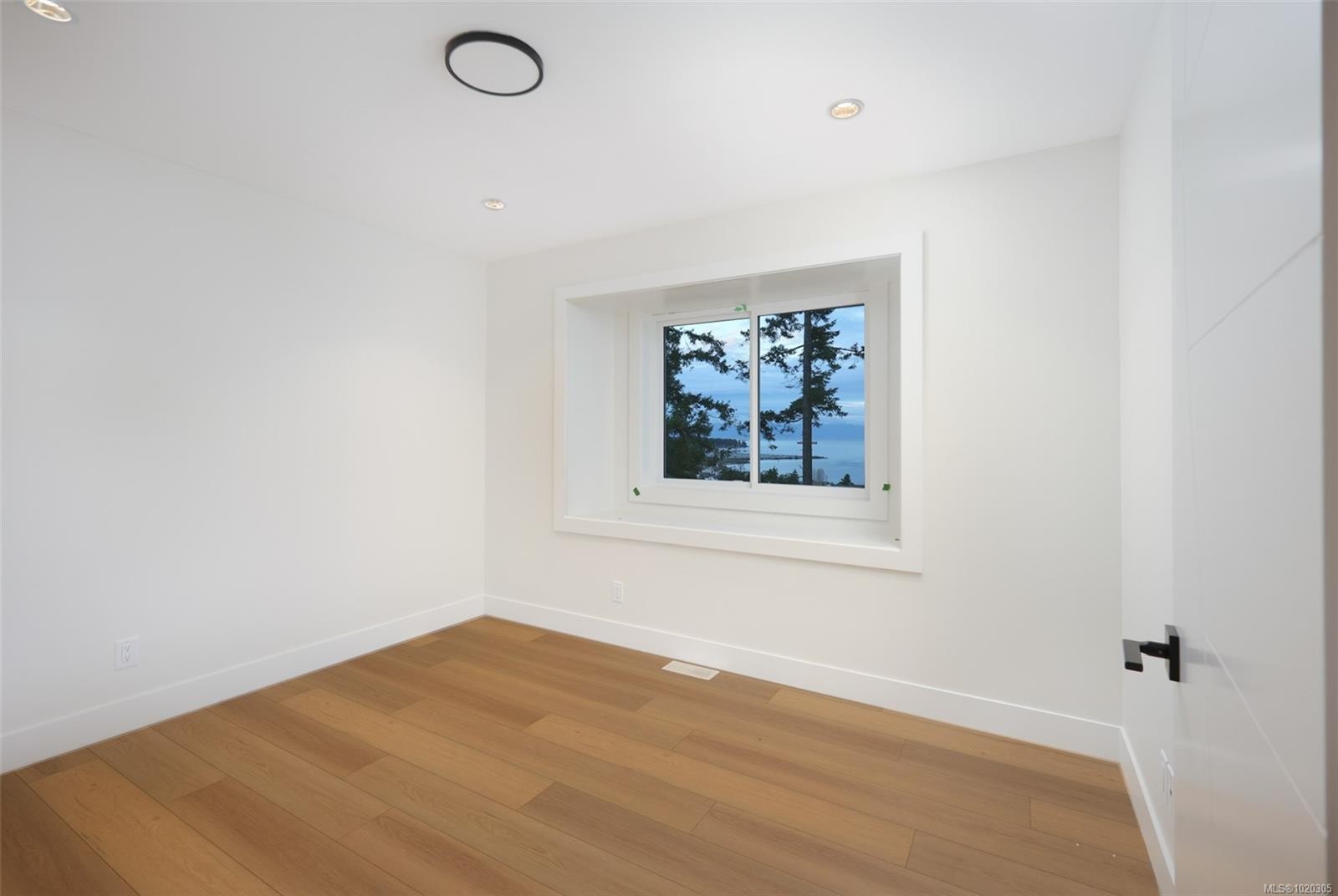 917 Harbour View St, Nanaimo, BC