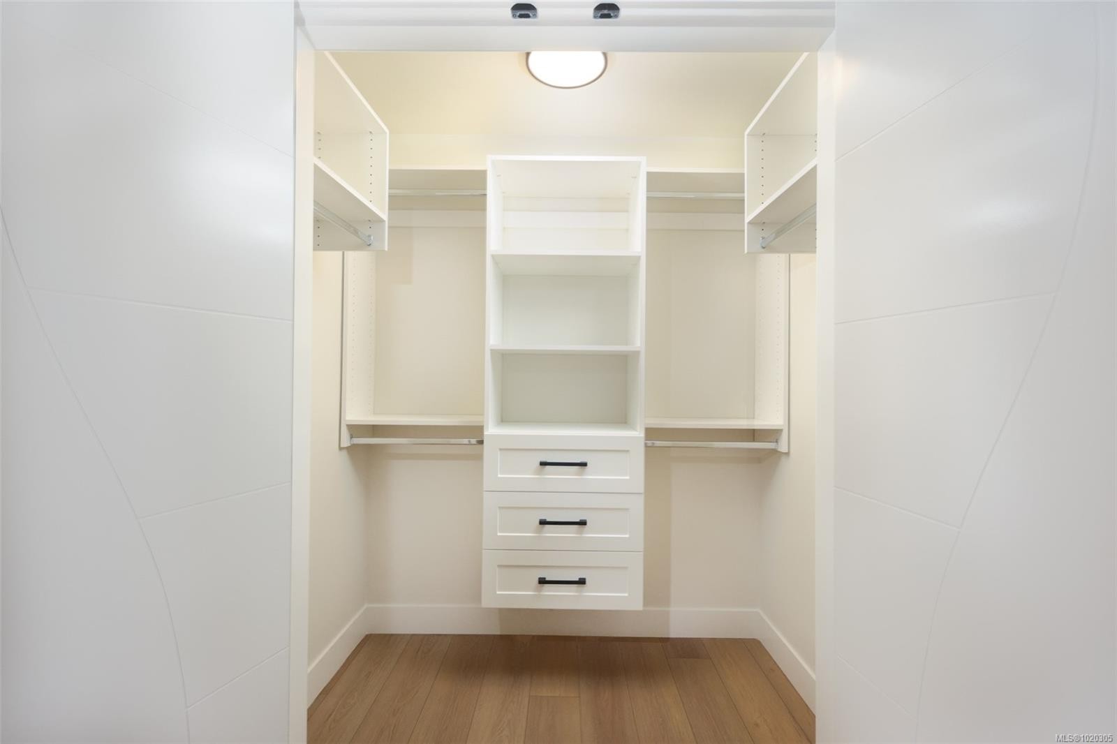 917 Harbour View St, Nanaimo, BC