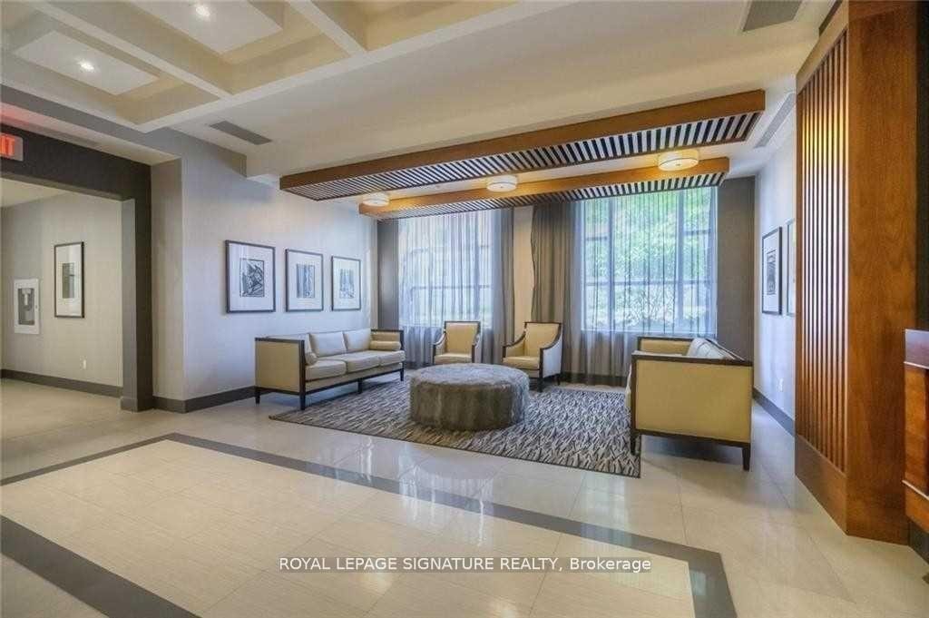 1110-150 Main Street W, Hamilton, ON - Indoor Photo Showing Other Room