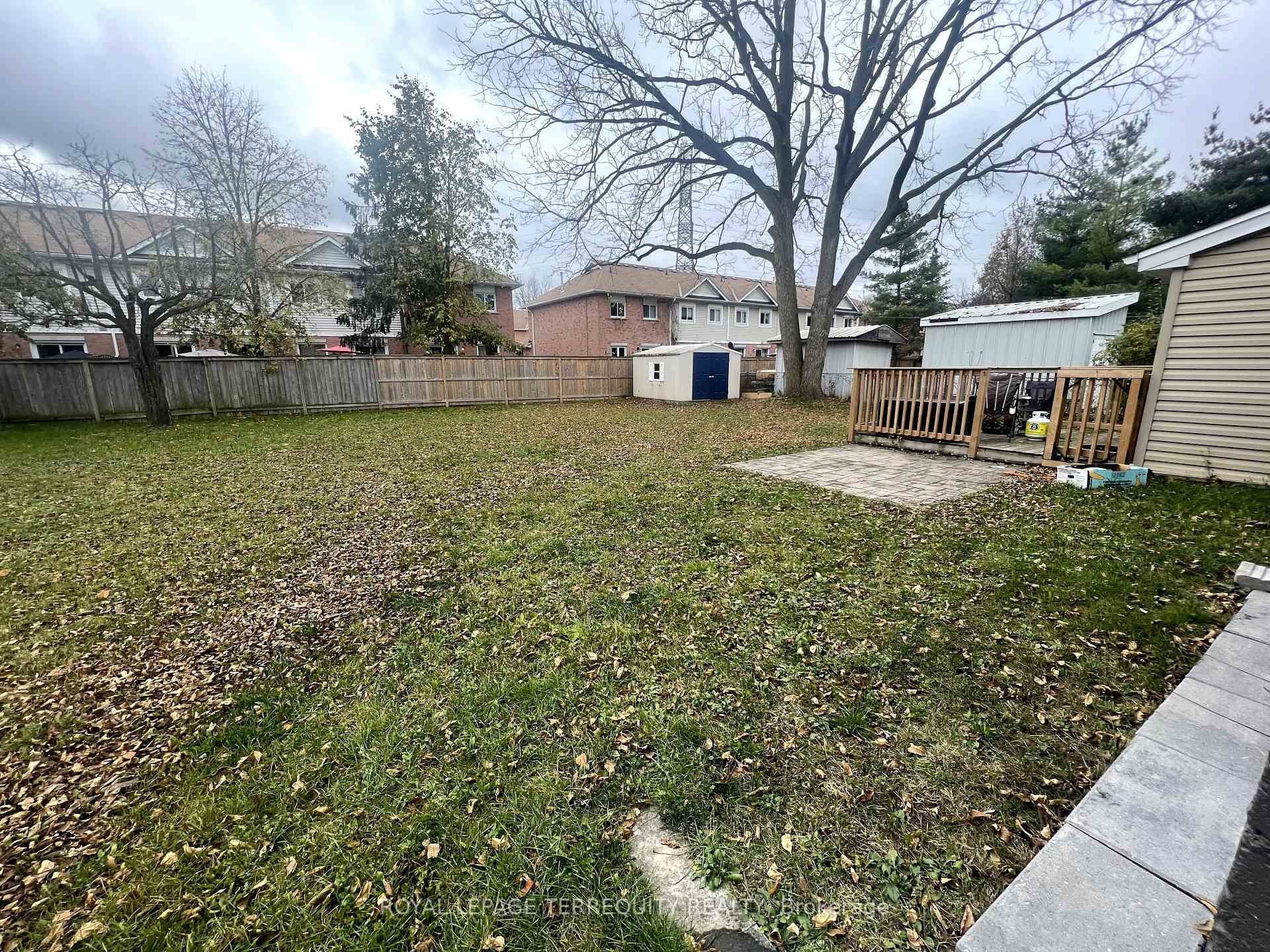 1280 Coric Avenue, Burlington, ON - Outdoor With Backyard