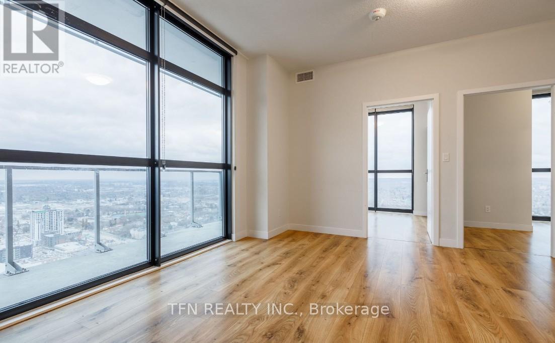 3614 - 60 Frederick Street, Kitchener, ON - Indoor Photo Showing Other Room