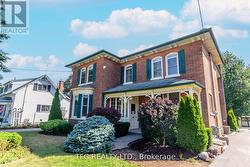 23 ELGIN STREET Clarington (Bowmanville), ON L1C 3C8