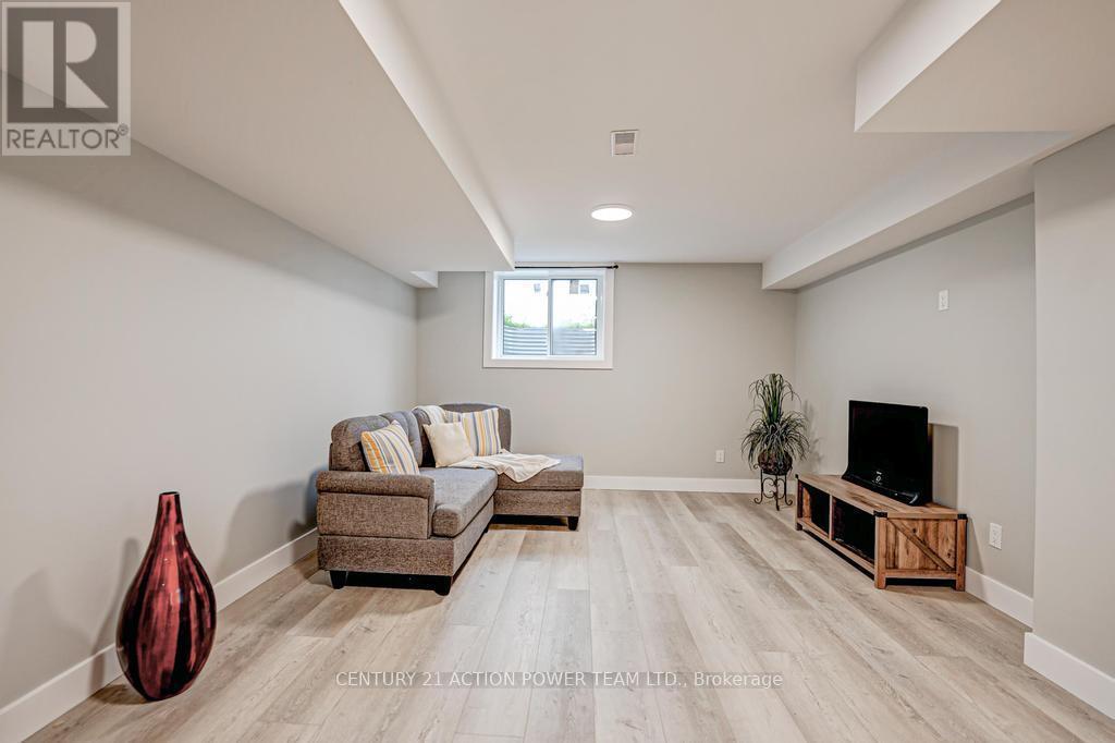 B - 1149 B Parisien Street, Ottawa, ON