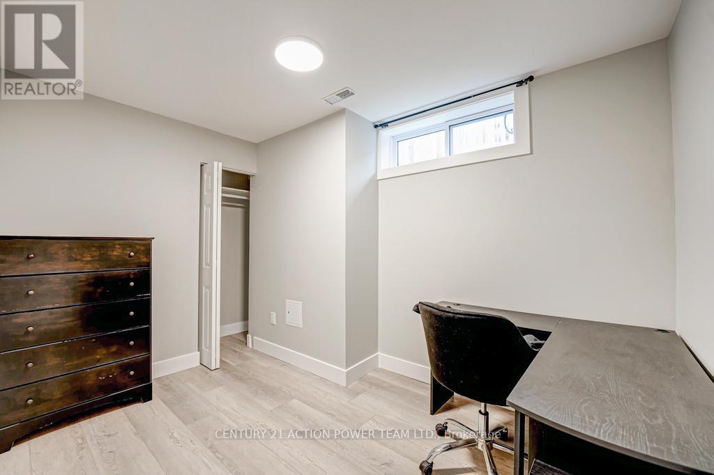 B - 1149 B Parisien Street, Ottawa, ON