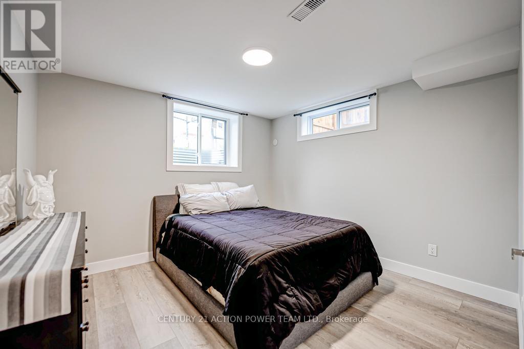 B - 1149 B Parisien Street, Ottawa, ON