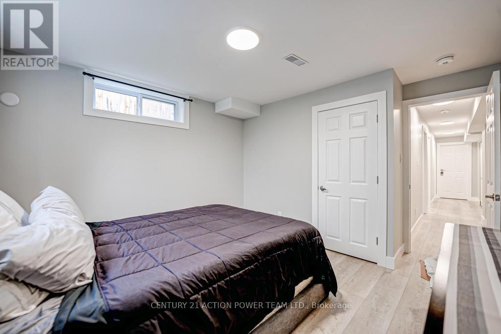 B - 1149 B Parisien Street, Ottawa, ON