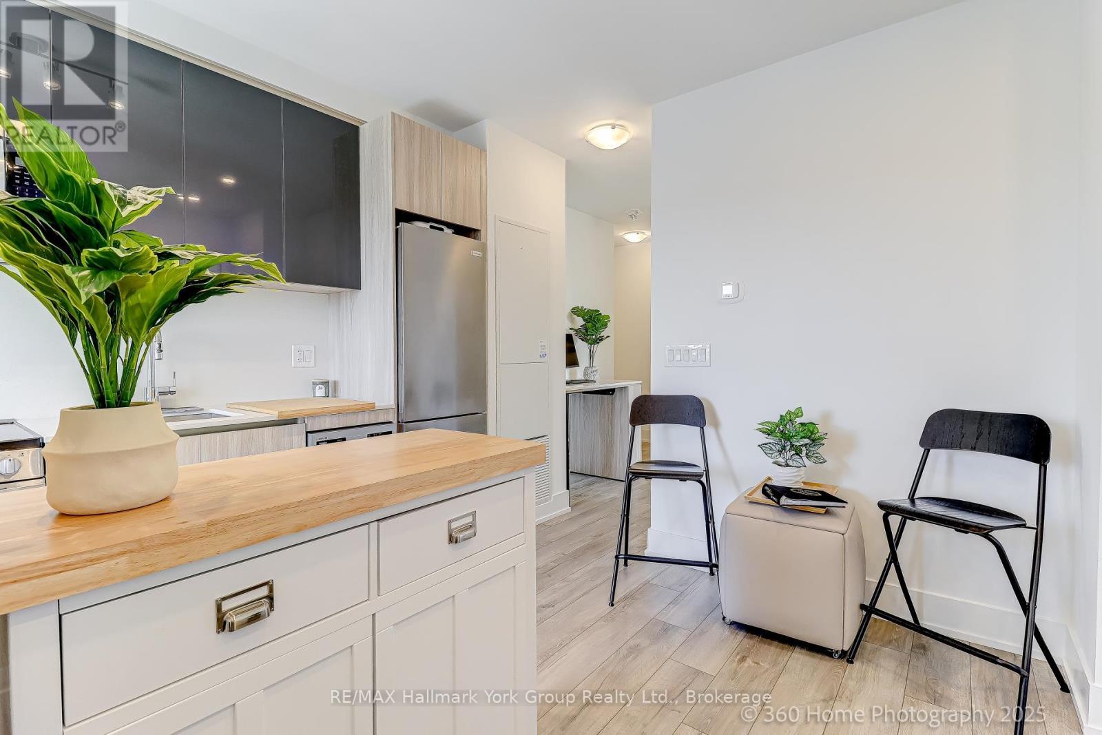 534 - 3100 Keele Street, Toronto (Downsview-Roding-Cfb), ON - Indoor