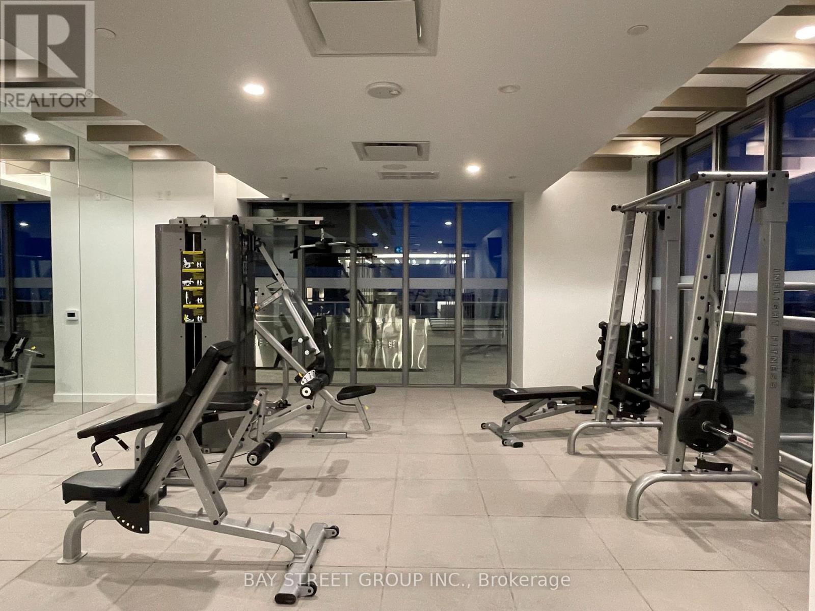 Gym - 3807 - 70 Annie Craig Drive, Toronto, ON - Indoor Photo Showing Gym Room