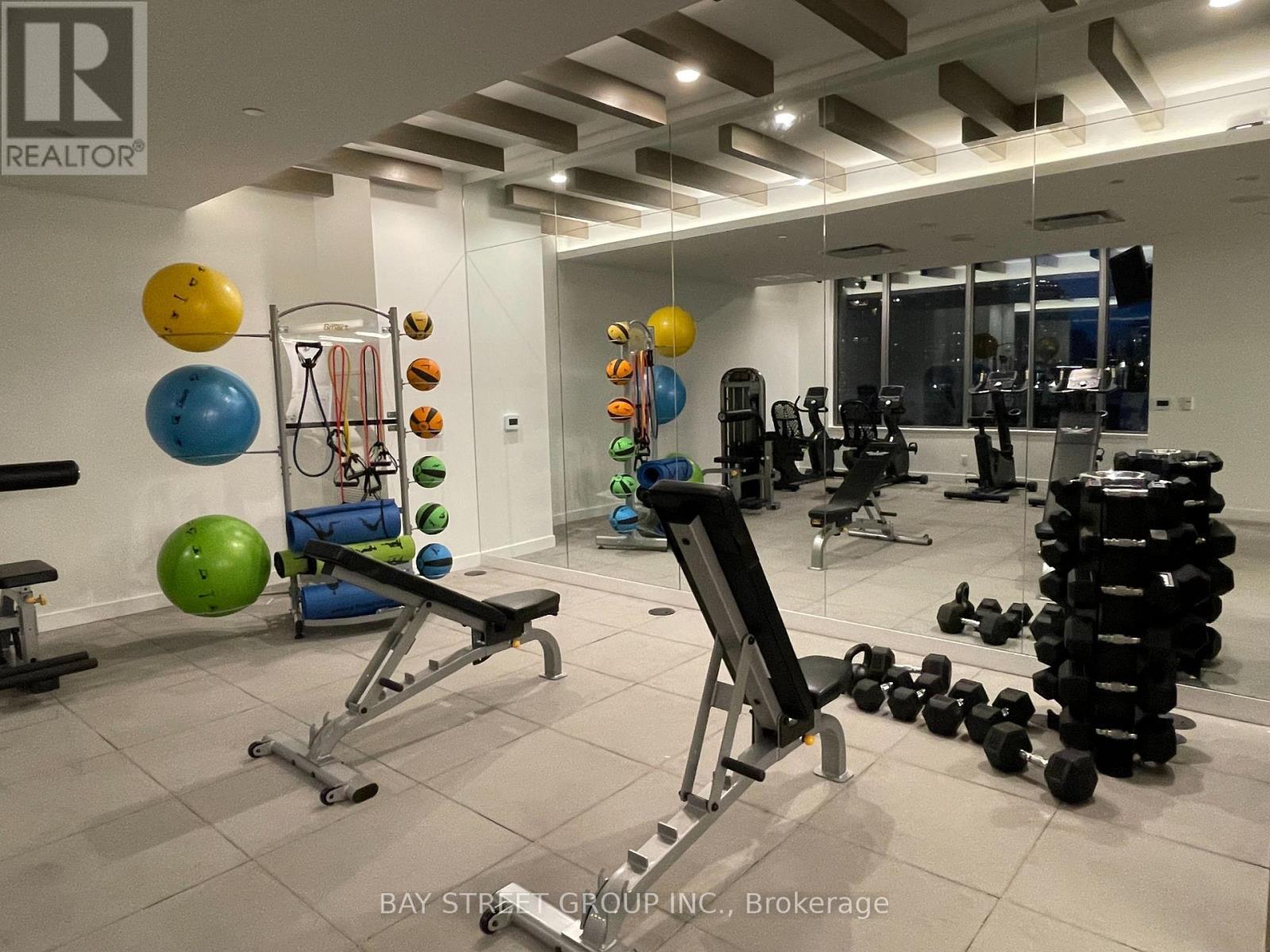 Gym - 3807 - 70 Annie Craig Drive, Toronto, ON - Indoor Photo Showing Gym Room