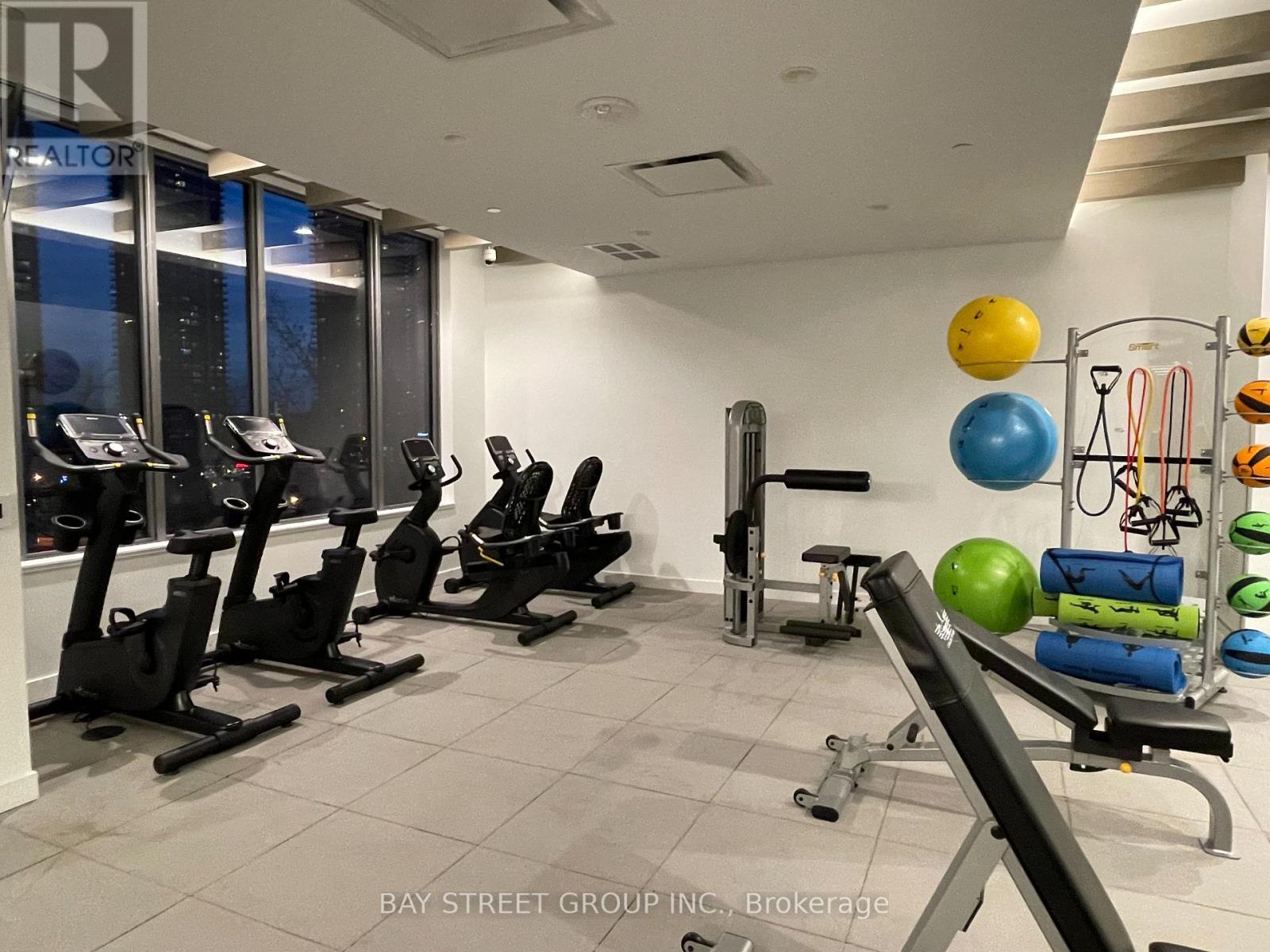 Gym - 3807 - 70 Annie Craig Drive, Toronto, ON - Indoor Photo Showing Gym Room