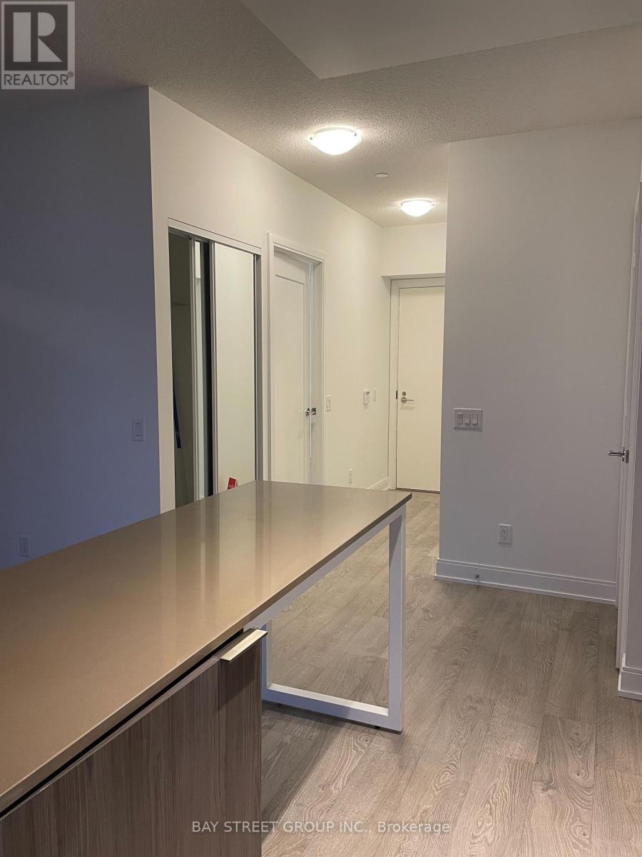 3807 - 70 Annie Craig Drive, Toronto, ON - Indoor Photo Showing Other Room