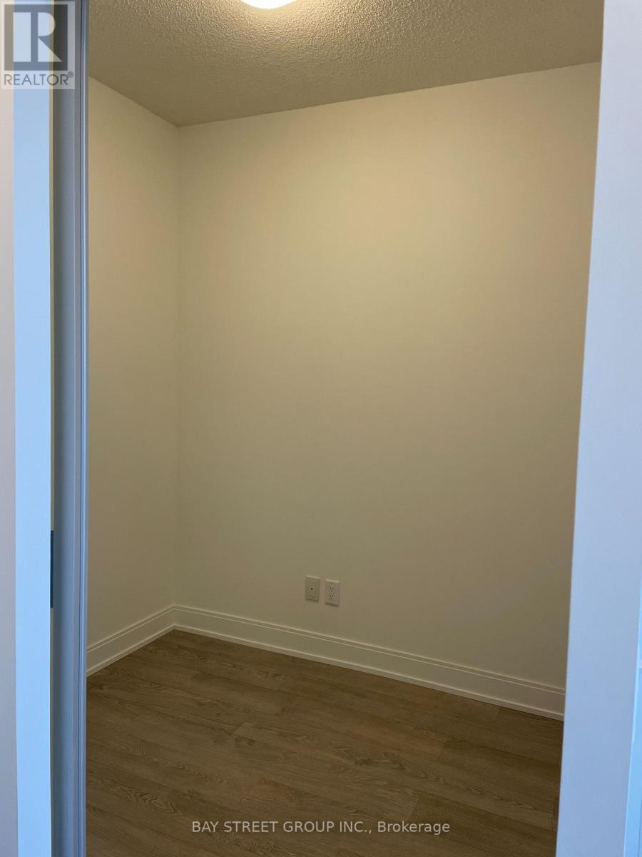 Den - 3807 - 70 Annie Craig Drive, Toronto, ON - Indoor Photo Showing Other Room