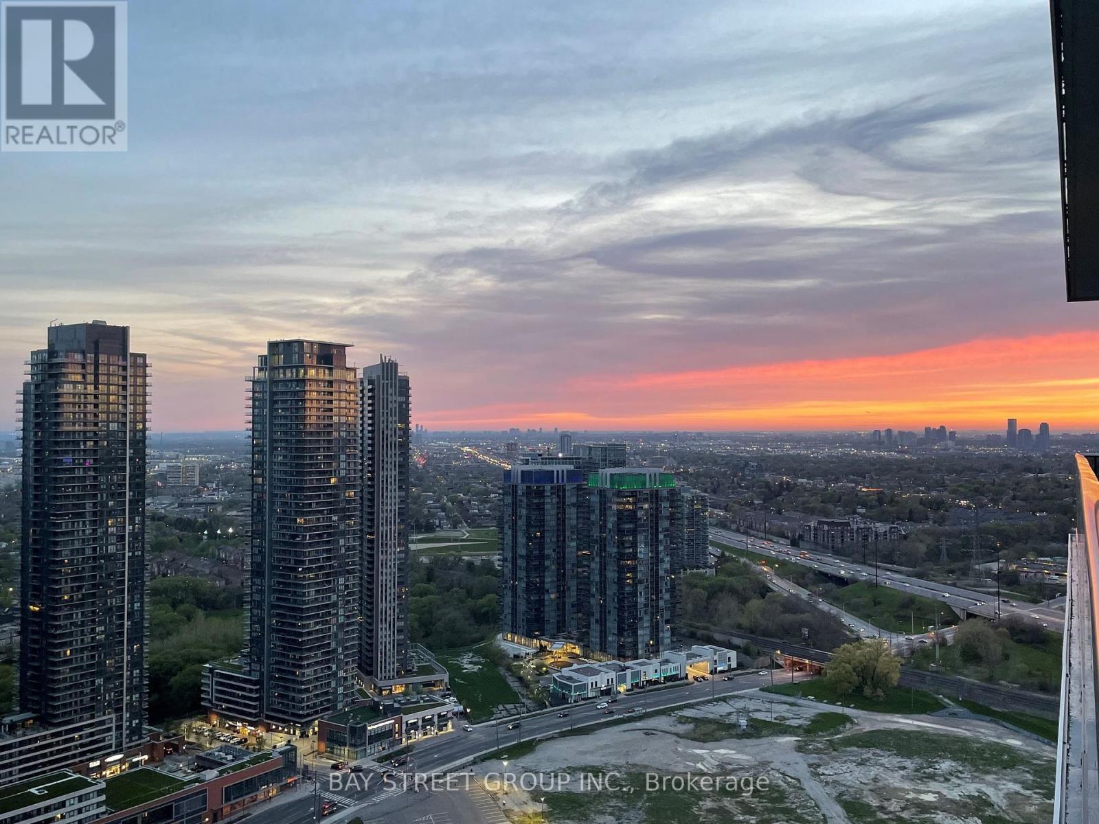 North West View - 3807 - 70 Annie Craig Drive, Toronto, ON - Outdoor With View