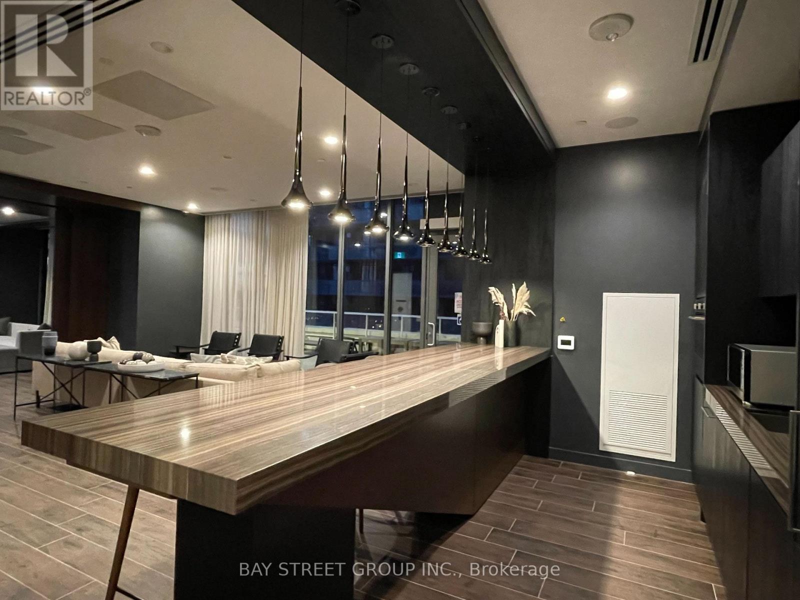 Party Room - 3807 - 70 Annie Craig Drive, Toronto, ON - Indoor