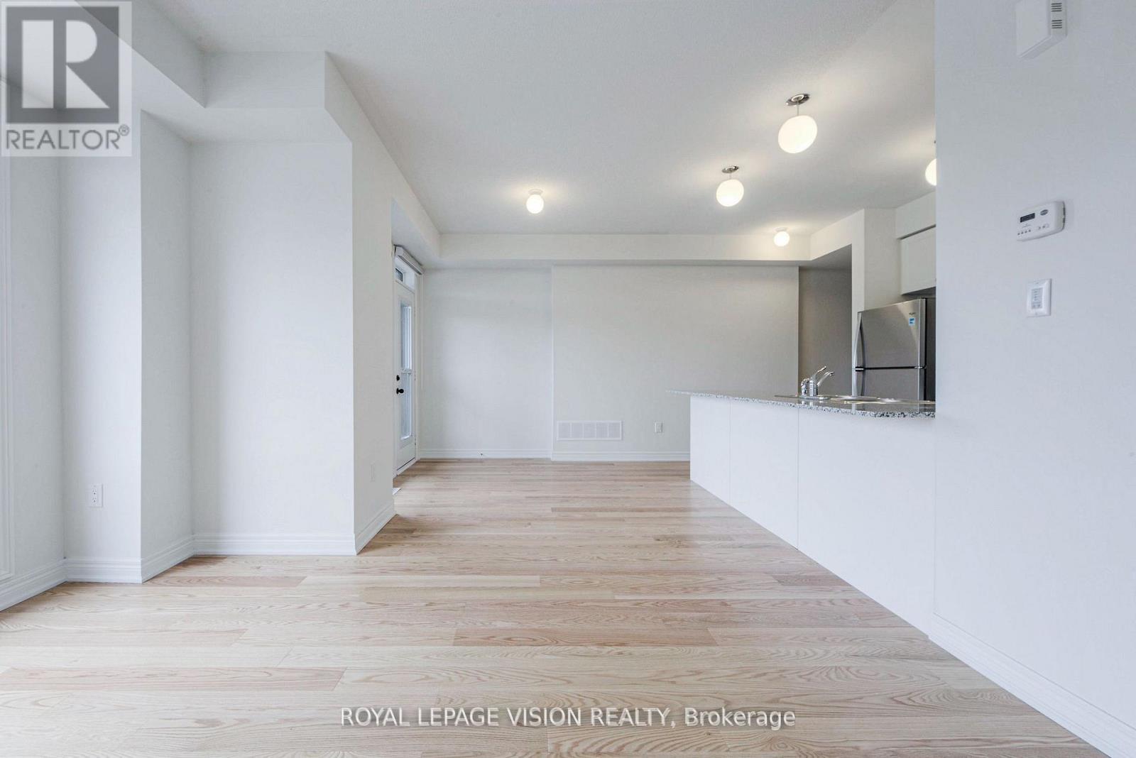 426 Salem Road S, Ajax, ON - Indoor Photo Showing Other Room