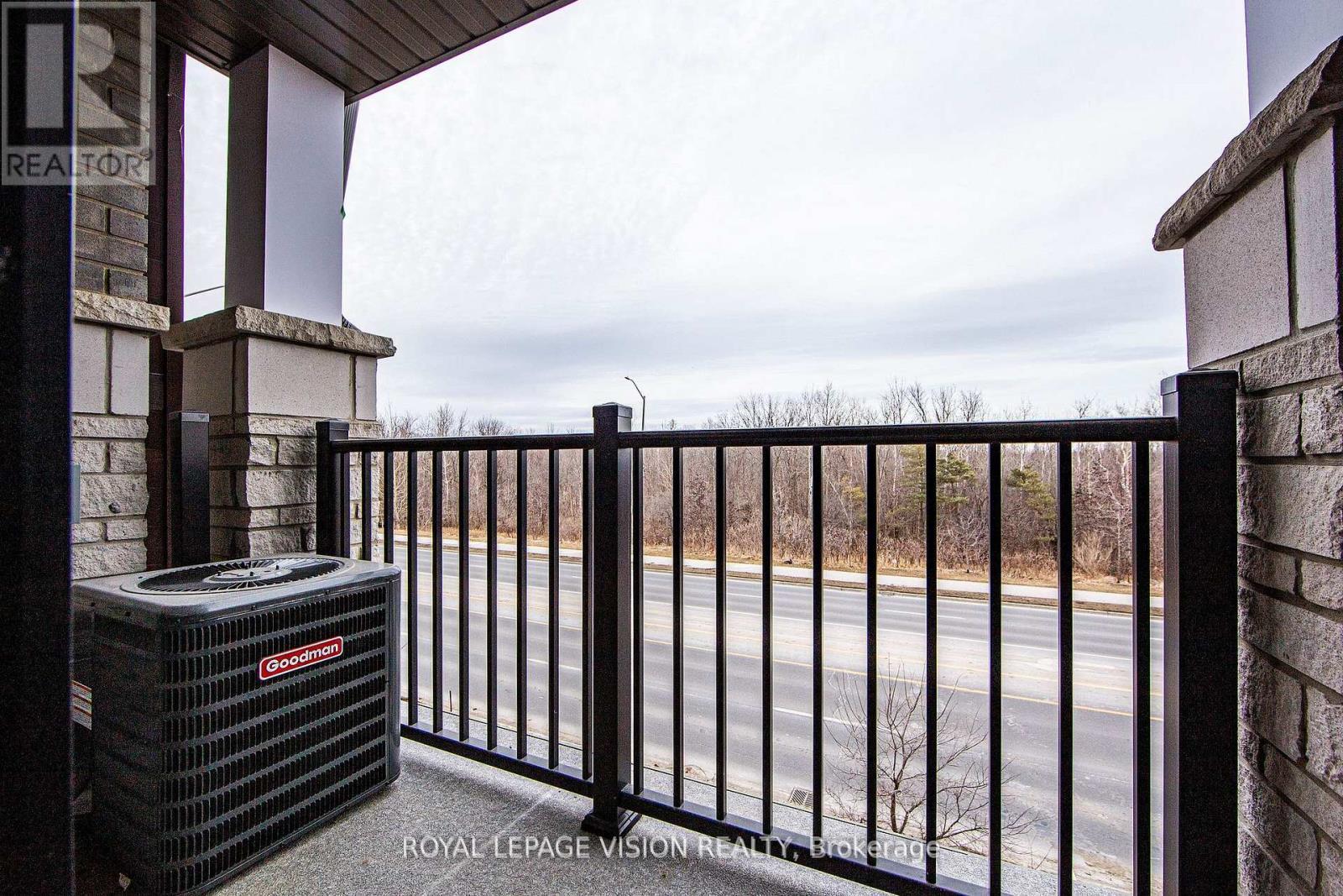 426 Salem Road S, Ajax, ON - Outdoor With Balcony With Exterior