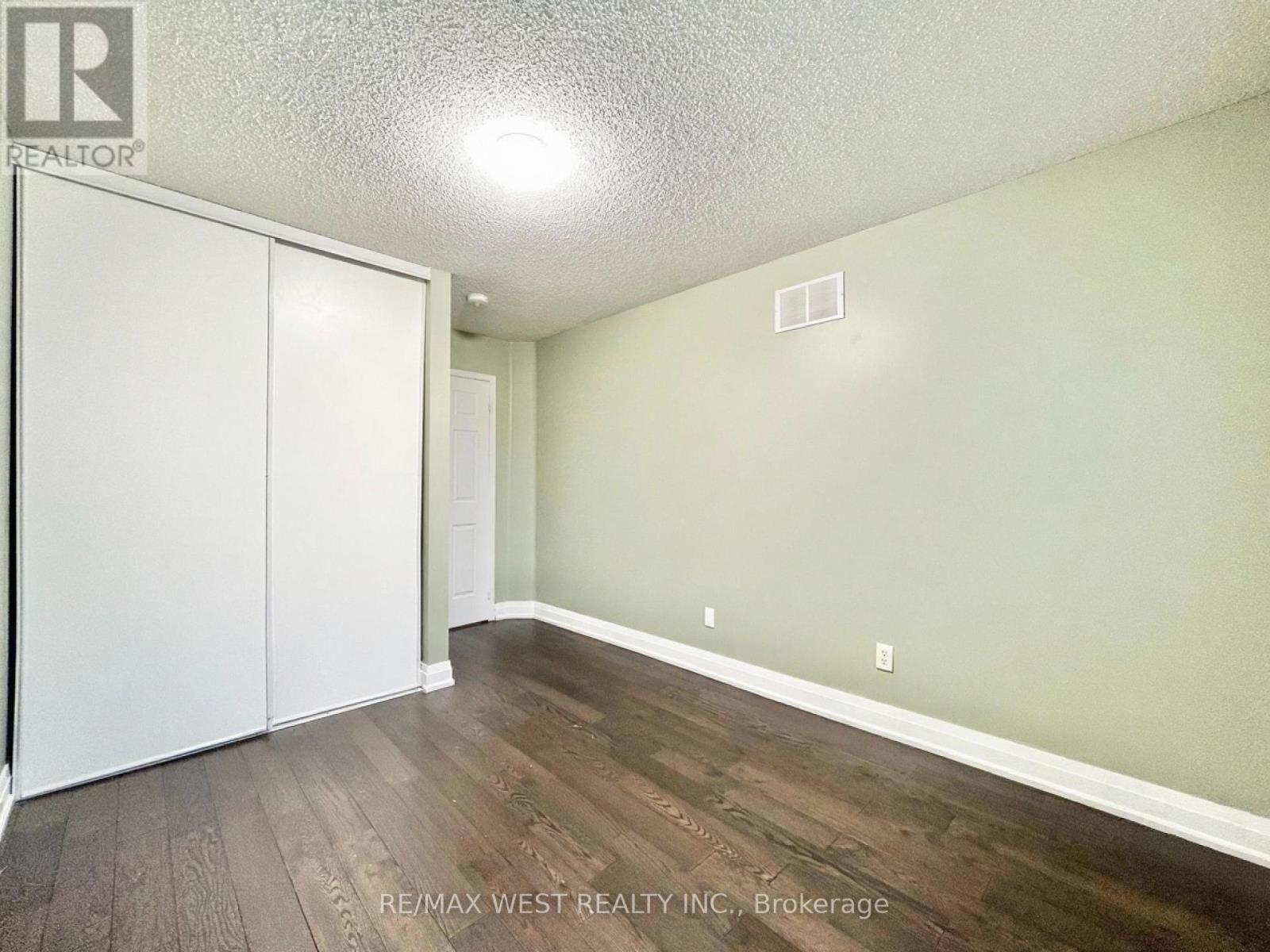 1 - 66 Manley Lane, Milton, ON - Indoor Photo Showing Other Room