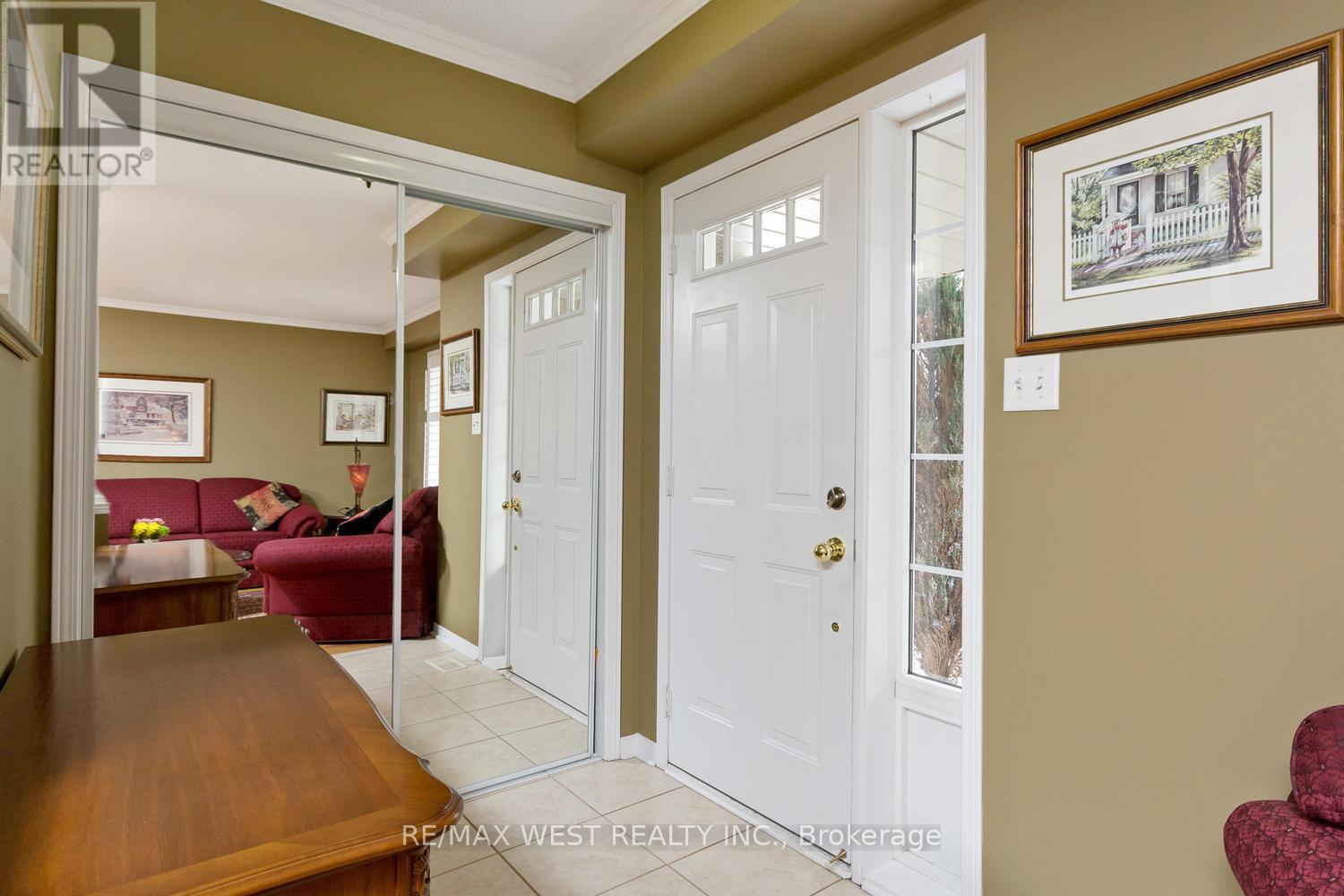 1 - 66 Manley Lane, Milton, ON - Indoor Photo Showing Other Room