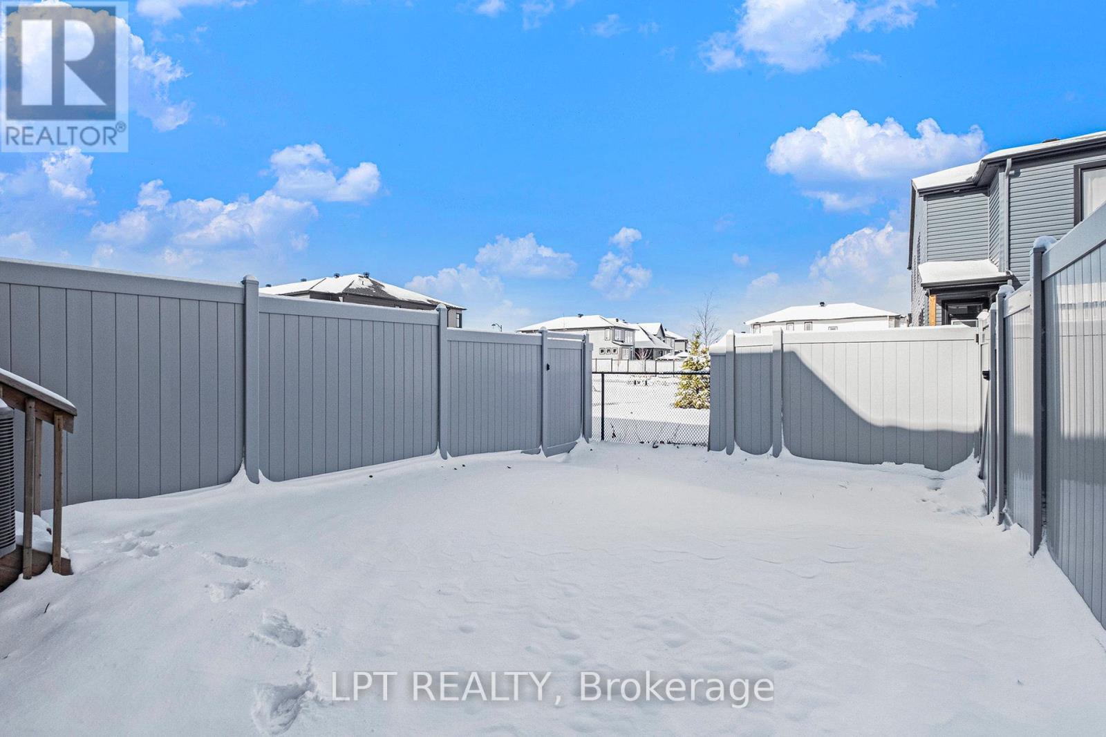 381 Cope Drive, Ottawa, ON - Outdoor