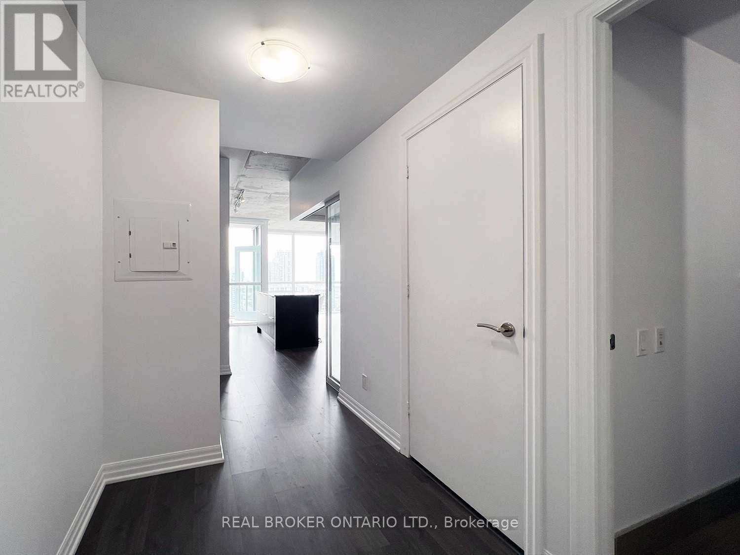 2807 - 88 Blue Jays Way, Toronto, ON - Indoor Photo Showing Other Room