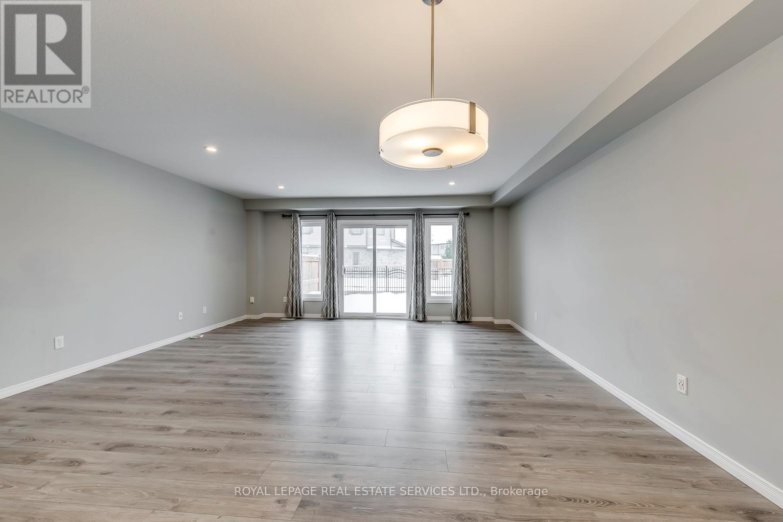 60 Netherwood Road, Kitchener, ON - Indoor Photo Showing Other Room