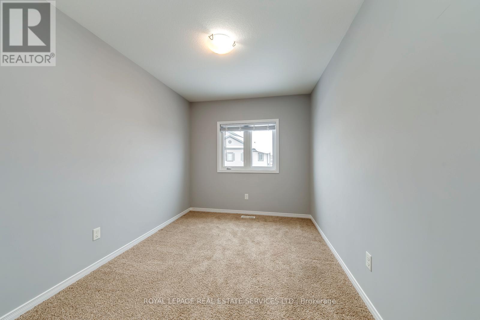 60 Netherwood Road, Kitchener, ON - Indoor Photo Showing Other Room