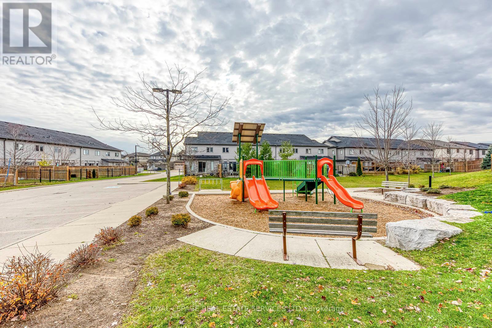 60 Netherwood Road, Kitchener, ON - Outdoor