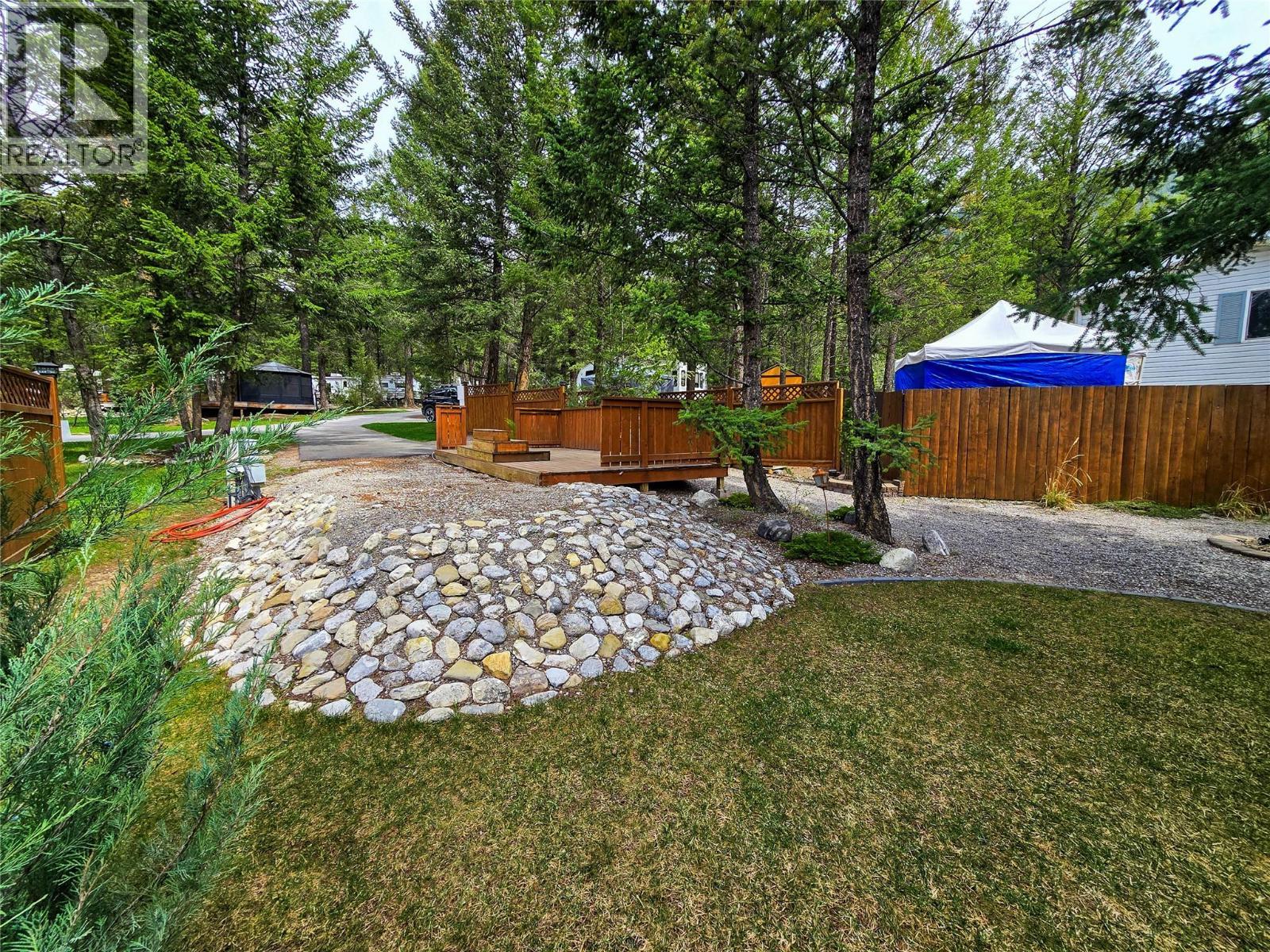 8523 Eacrett Road Lot# 9, Radium Hot Springs, BC