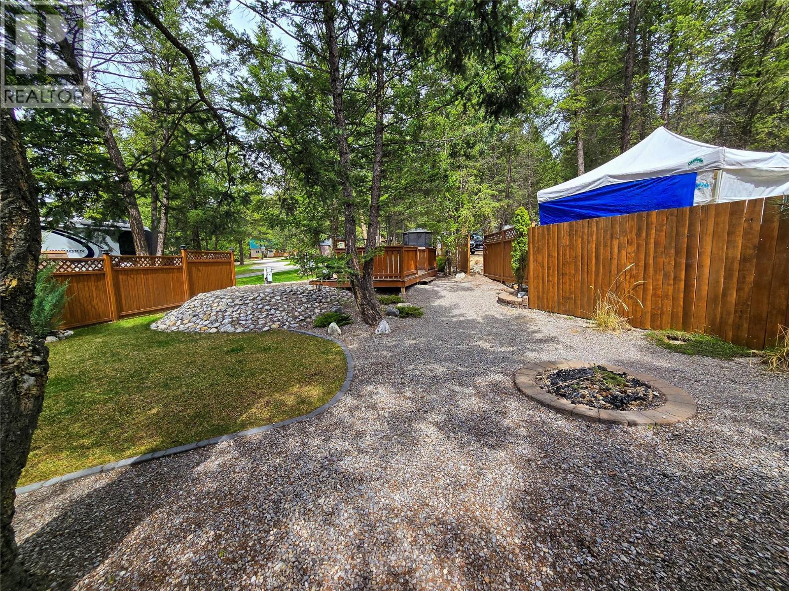 8523 Eacrett Road Lot# 9, Radium Hot Springs, BC