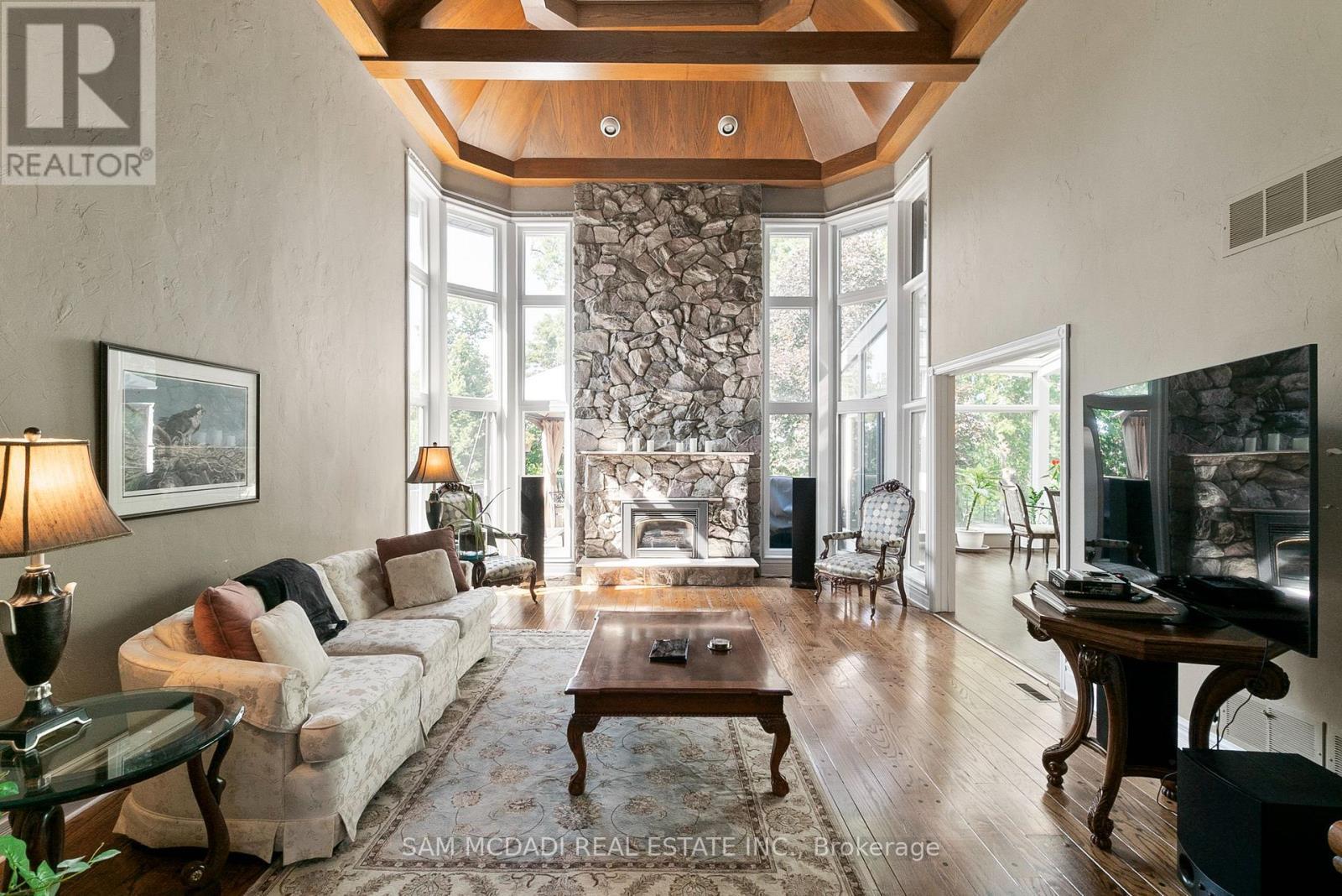2235 Shawanaga Trail, Mississauga, ON - Indoor Photo Showing Living Room With Fireplace