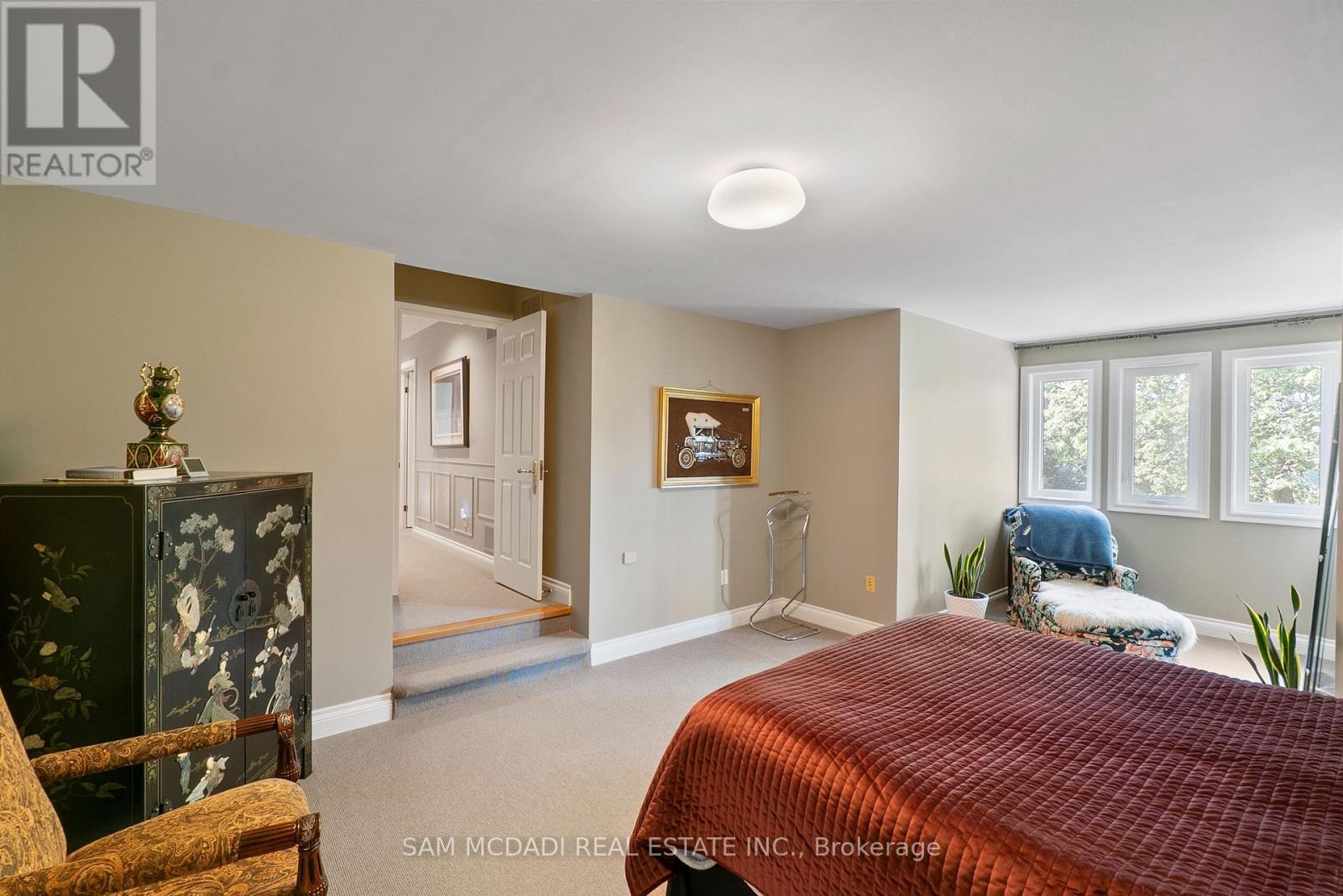 2235 Shawanaga Trail, Mississauga, ON - Indoor Photo Showing Bedroom