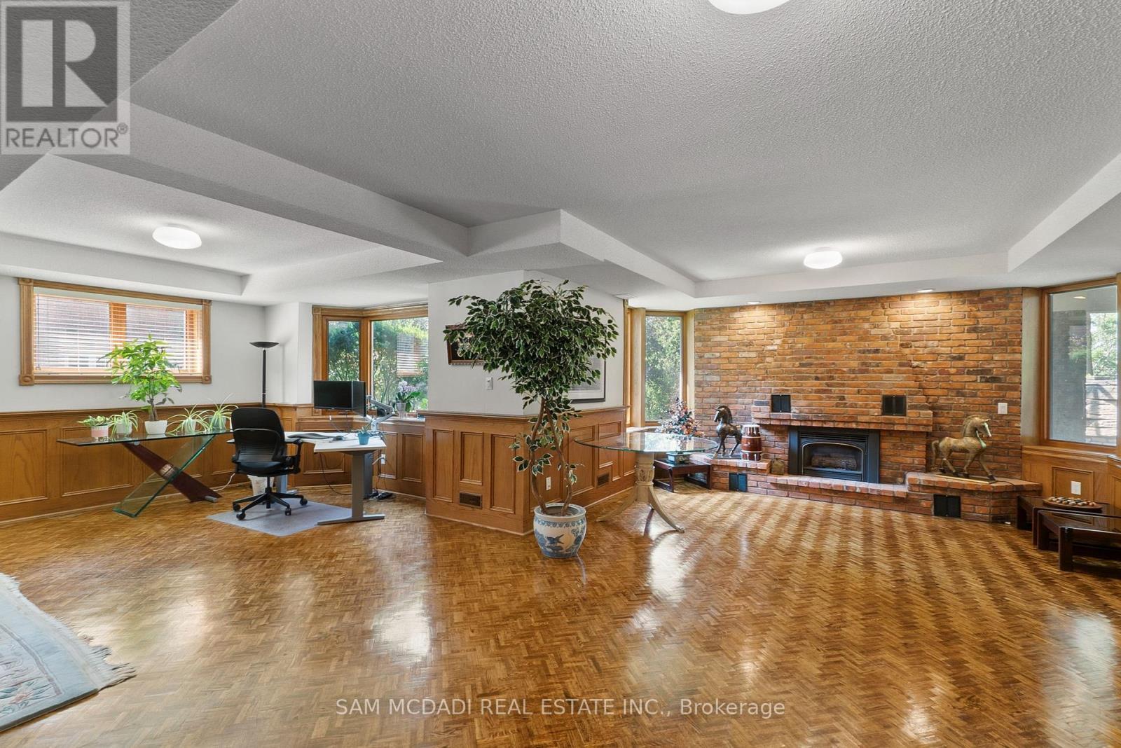 2235 Shawanaga Trail, Mississauga, ON - Indoor With Fireplace